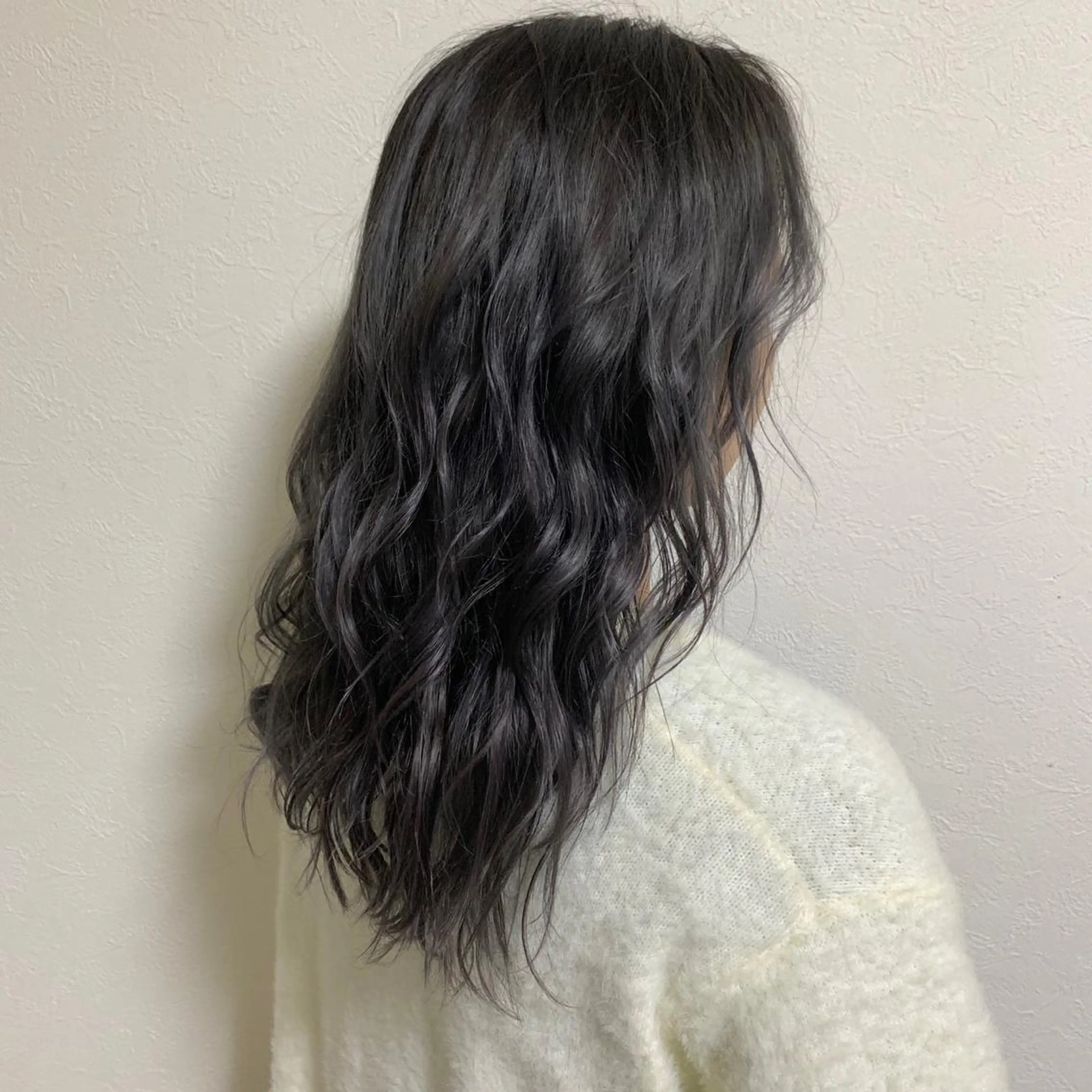 セミロング カラー グレージュ 西山 雄基のヘアスタイル