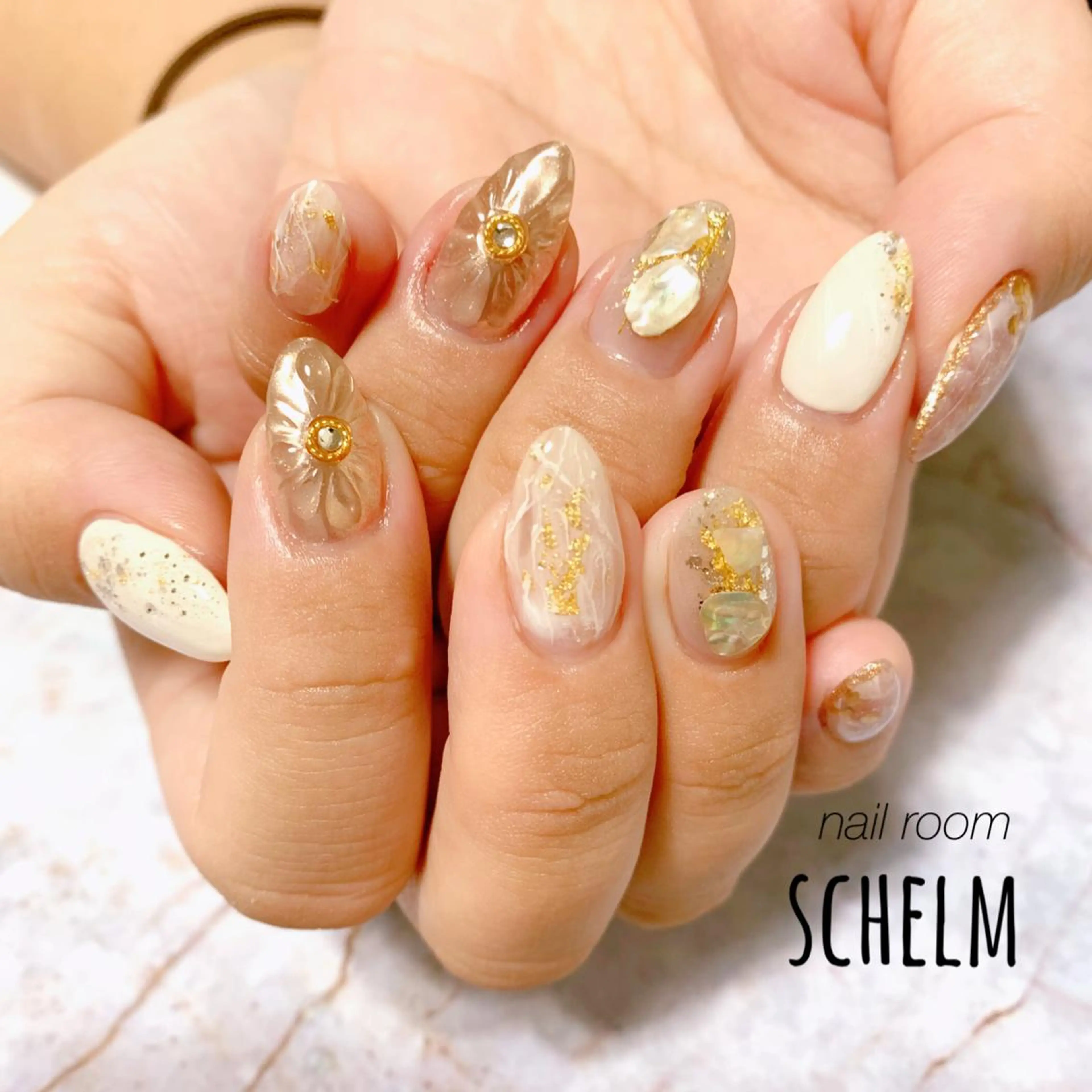 ネイル ハンドネイル nail room シュレムのネイルデザイン