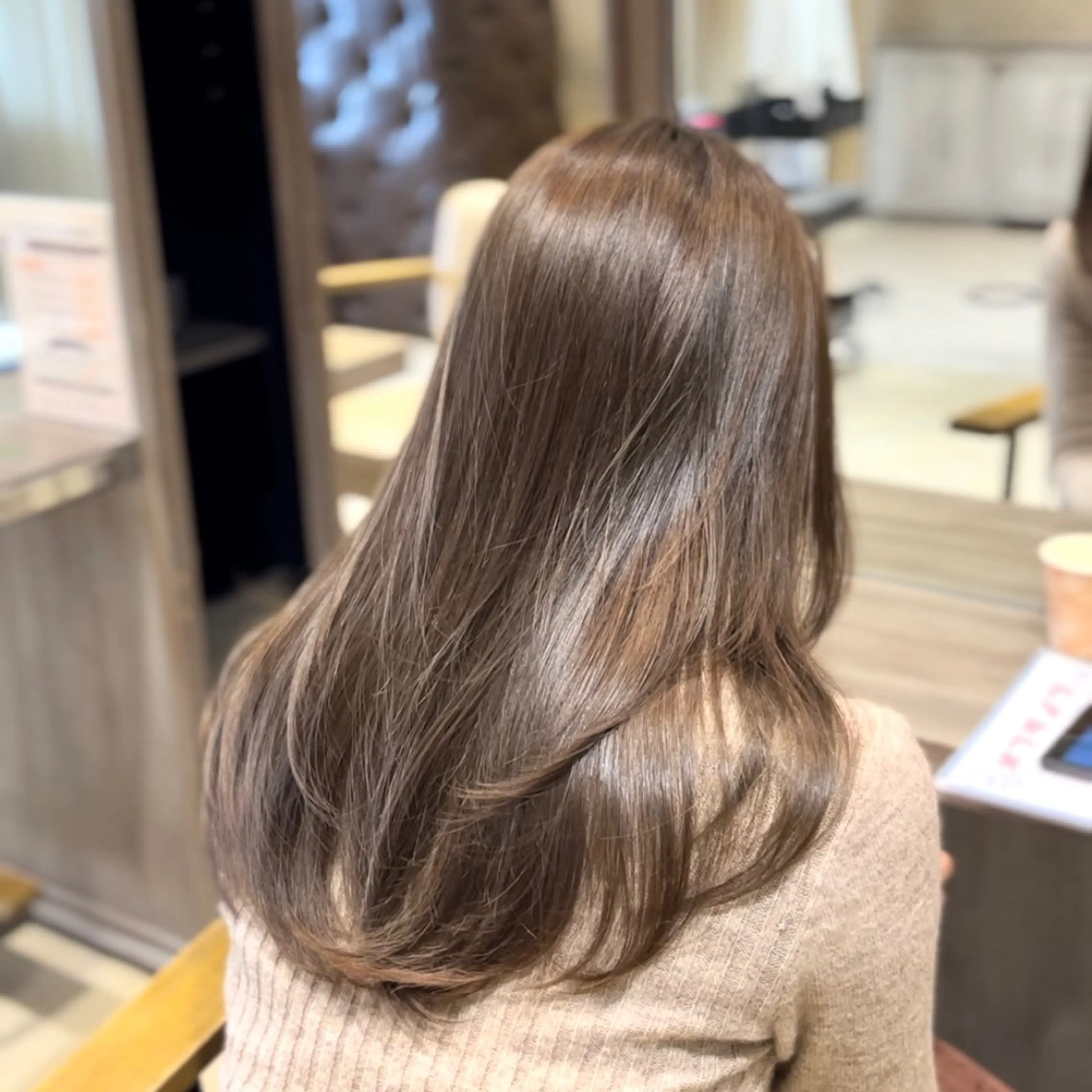 セミロング カラー ヘアカラー トリートメント 高槻No.1🇰🇷 韓国ヘア 橋口陽太のヘアスタイル