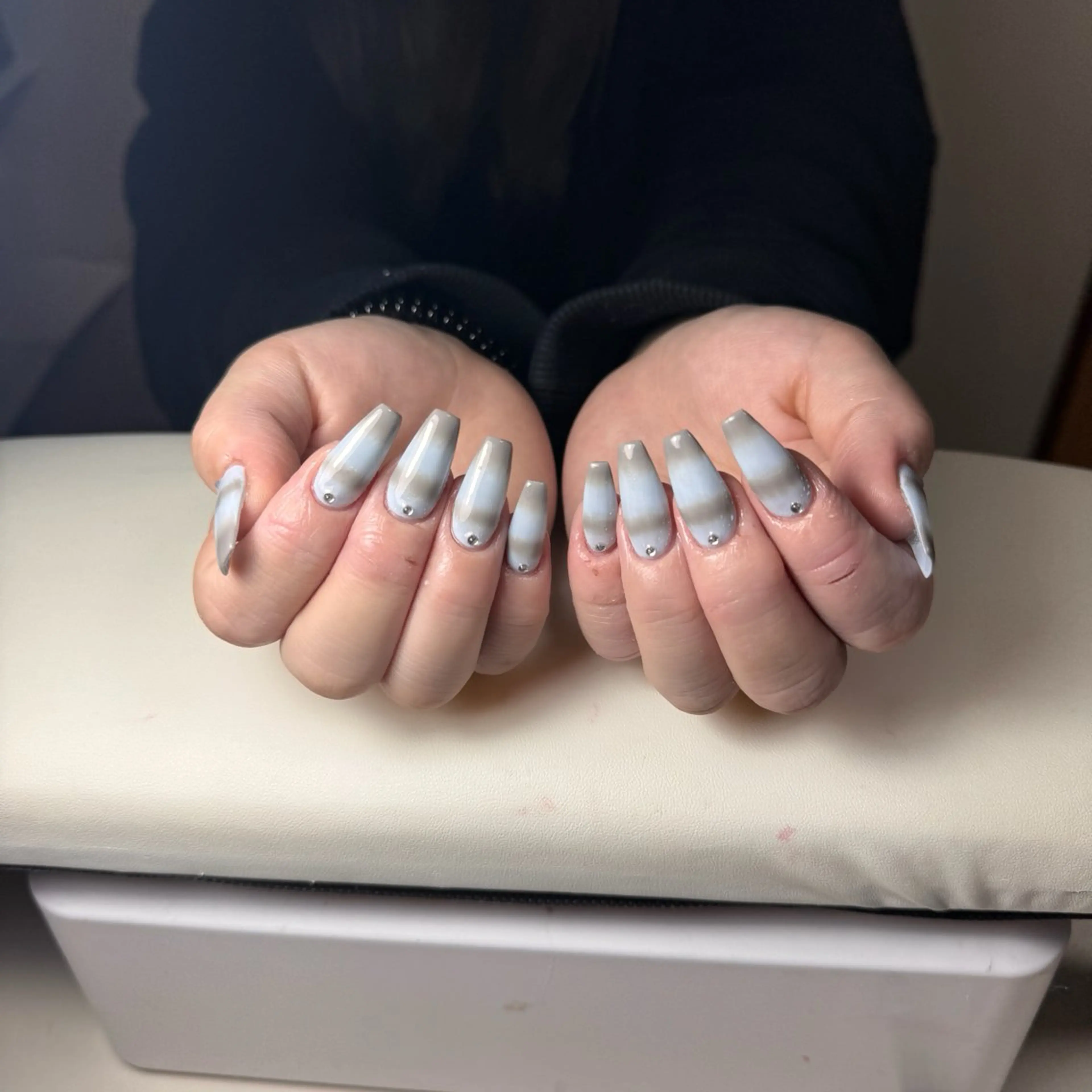 ネイル チークネイル フレンチネイル グラデーション 韓国ネイル マグネットネイル ハンドネイル Hana Nailのネイルデザイン