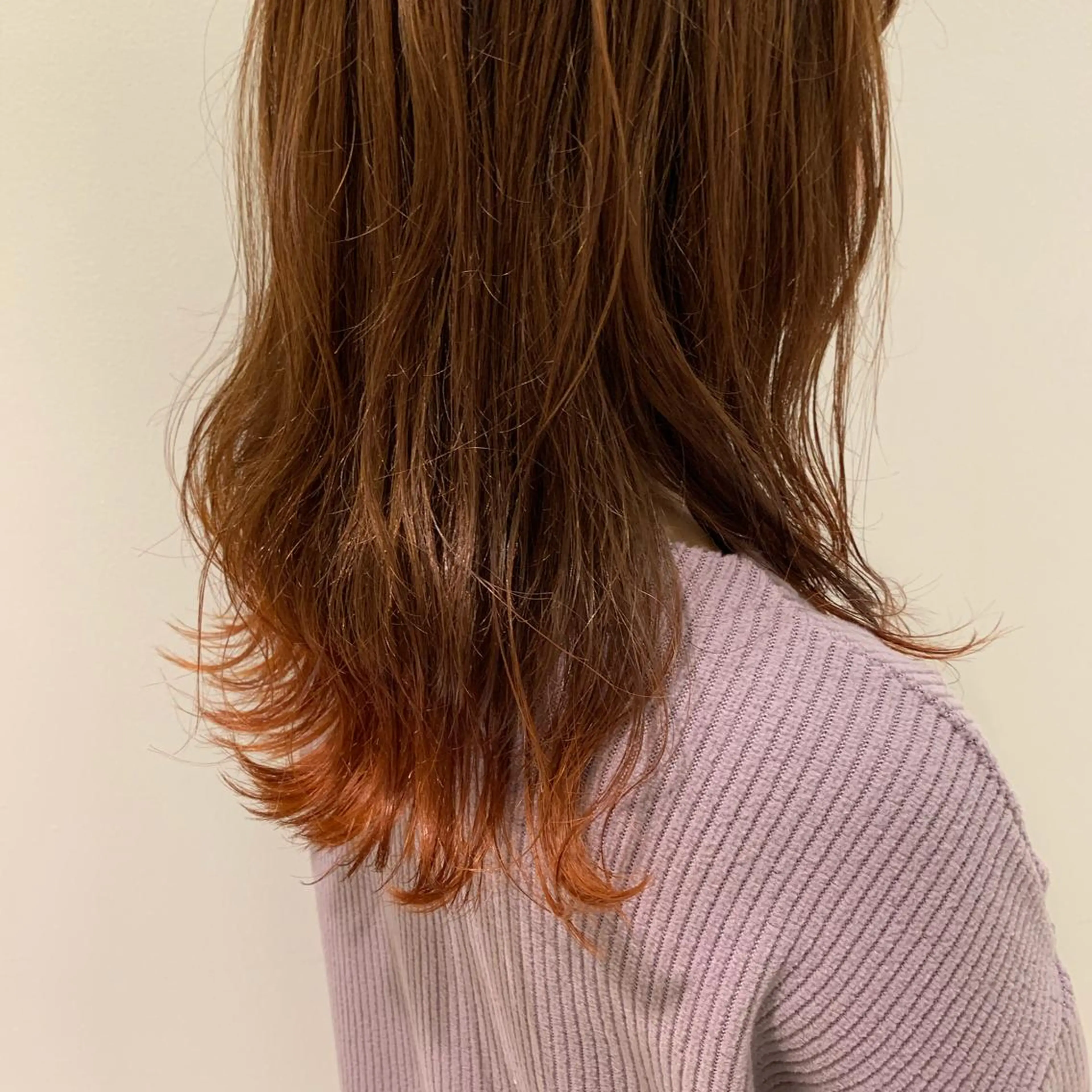 セミロング カラー 鳥越 一希のヘアスタイル