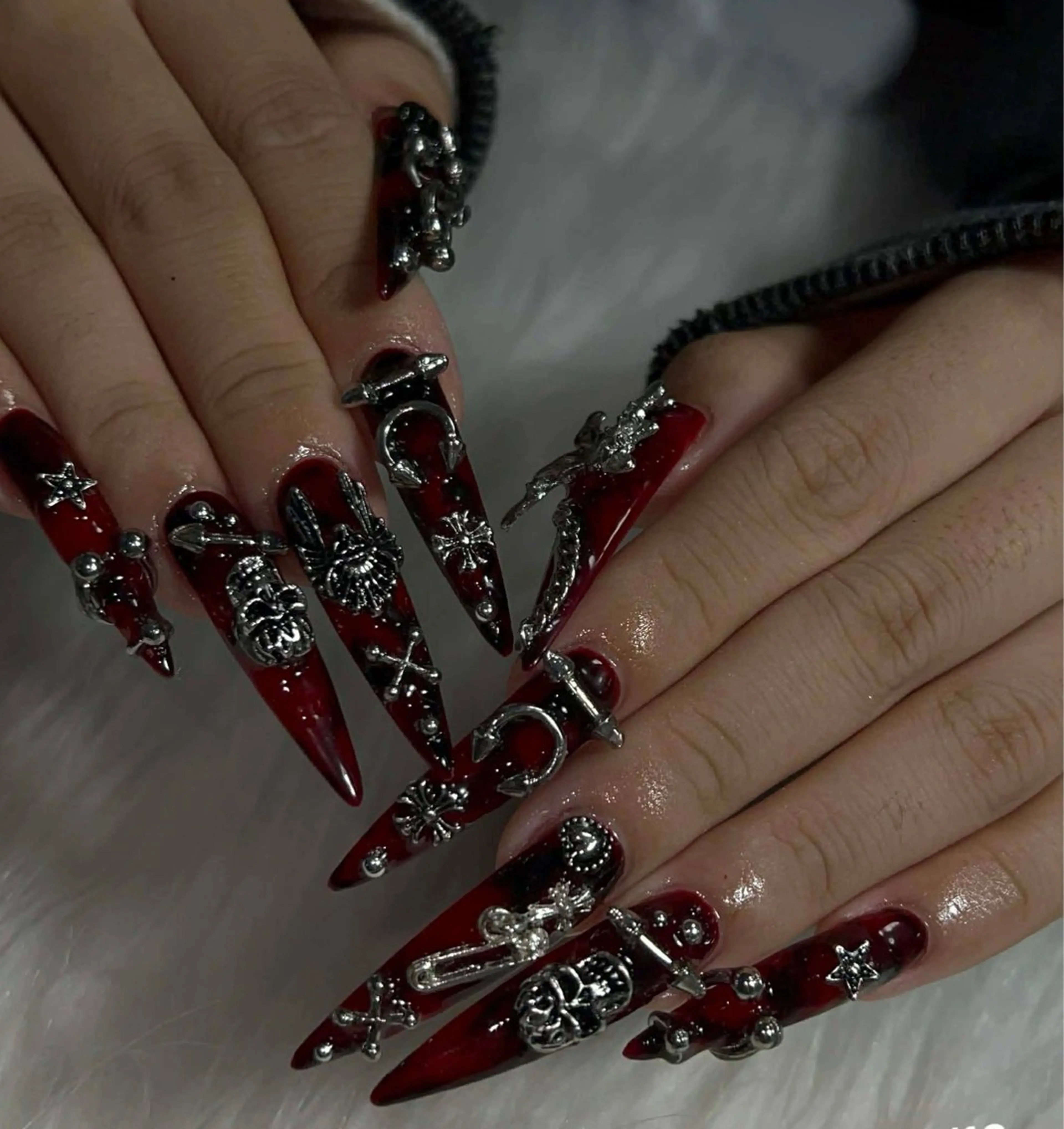 ネイル オーロラネイル クリアネイル 成人式 フラッシュネイル ジェルネイル ハンドネイル Amee Nail Salonのネイルデザイン