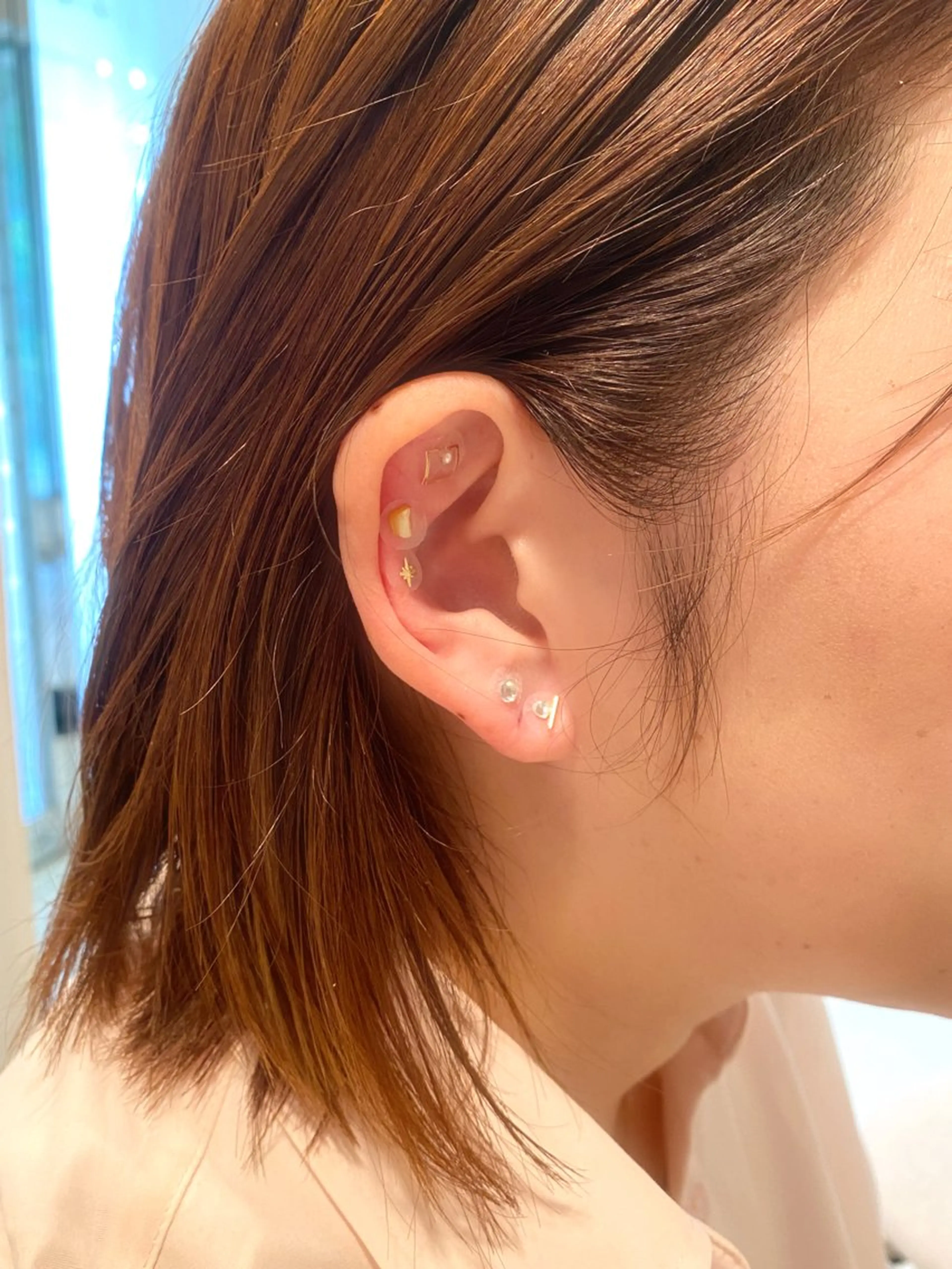 耳ツボジュエリーの写真