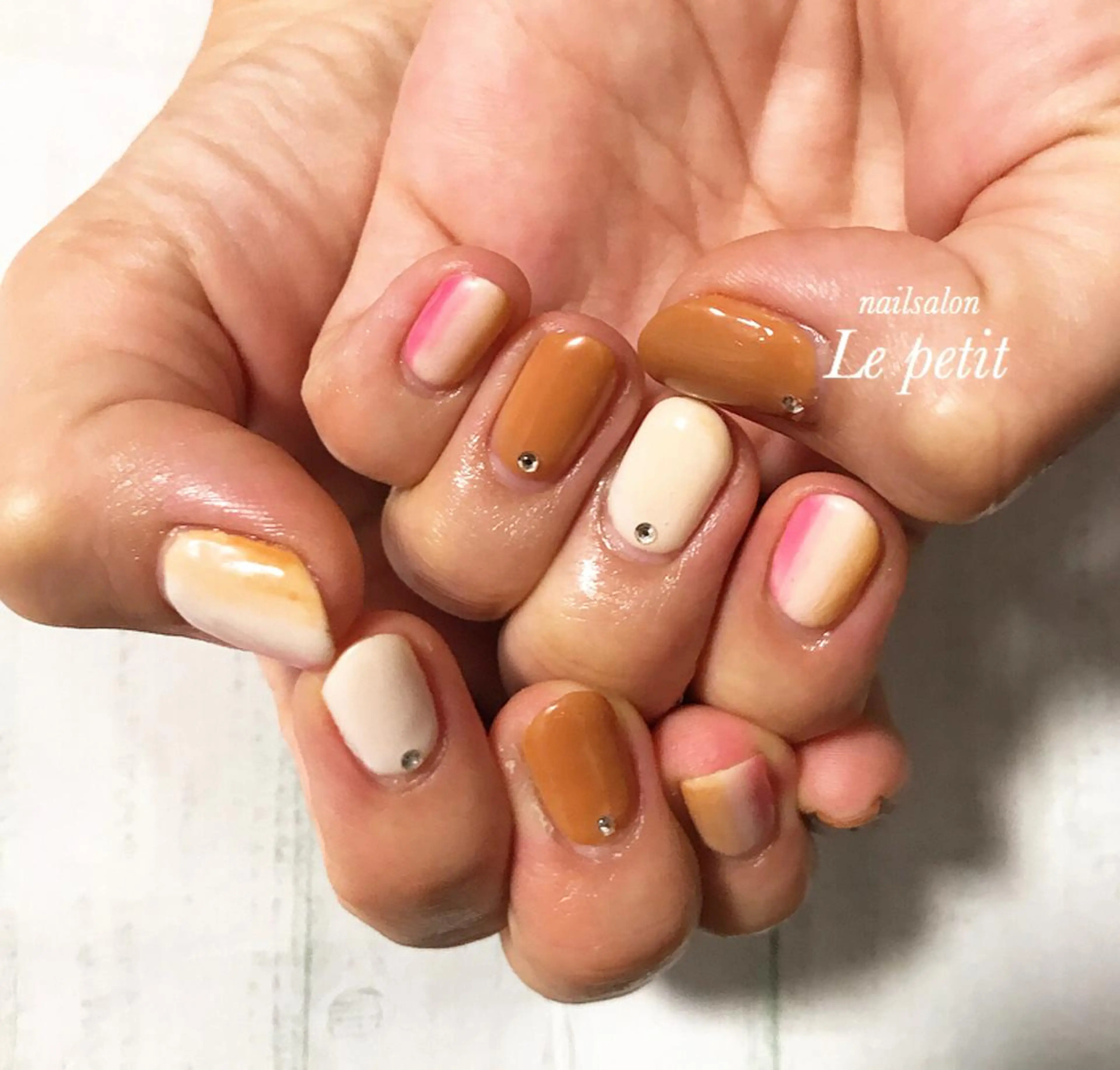 ネイル 石野 広佳のネイルデザイン