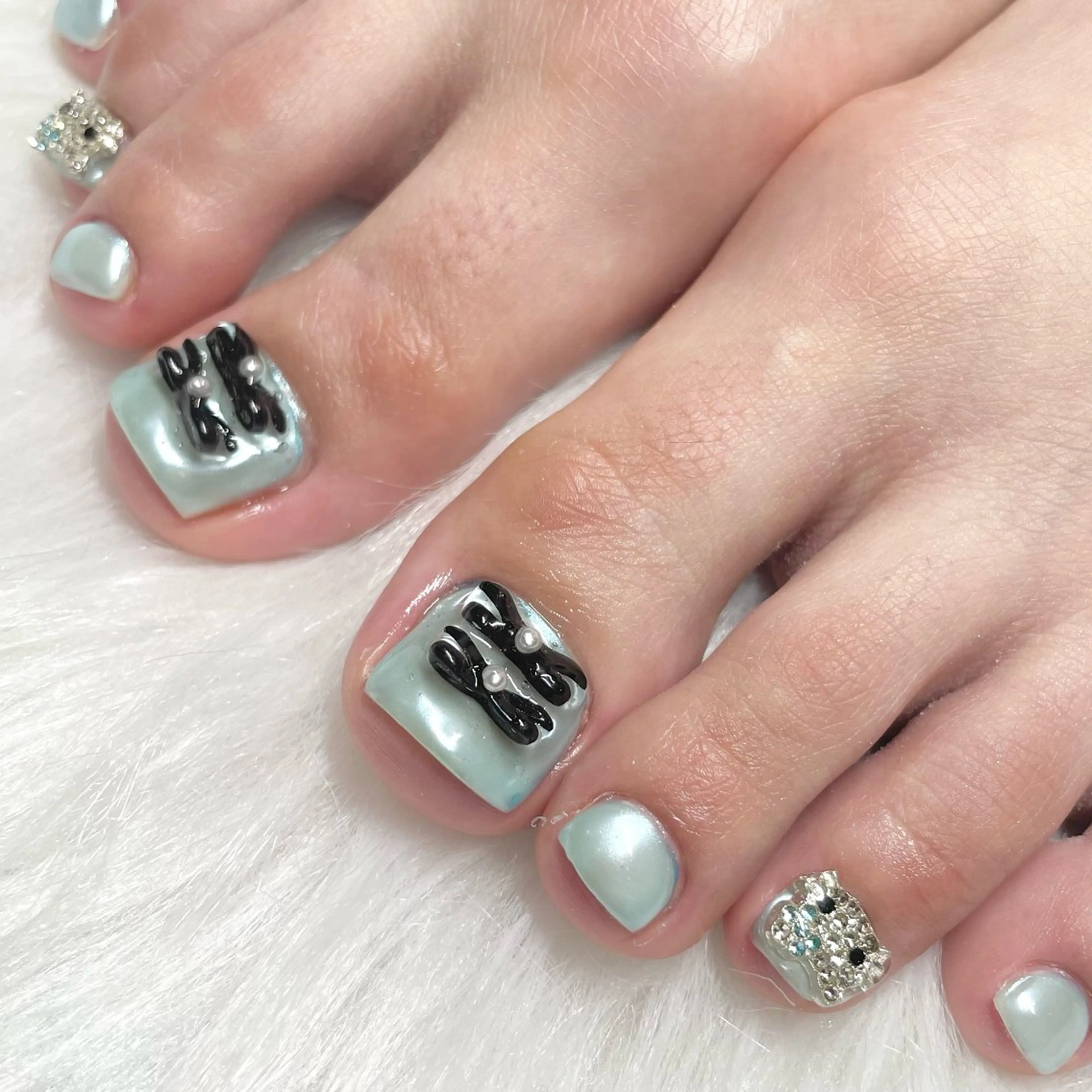 ネイル ミラーネイル フットネイル Nail ヌシん家 AKANEのネイルデザイン