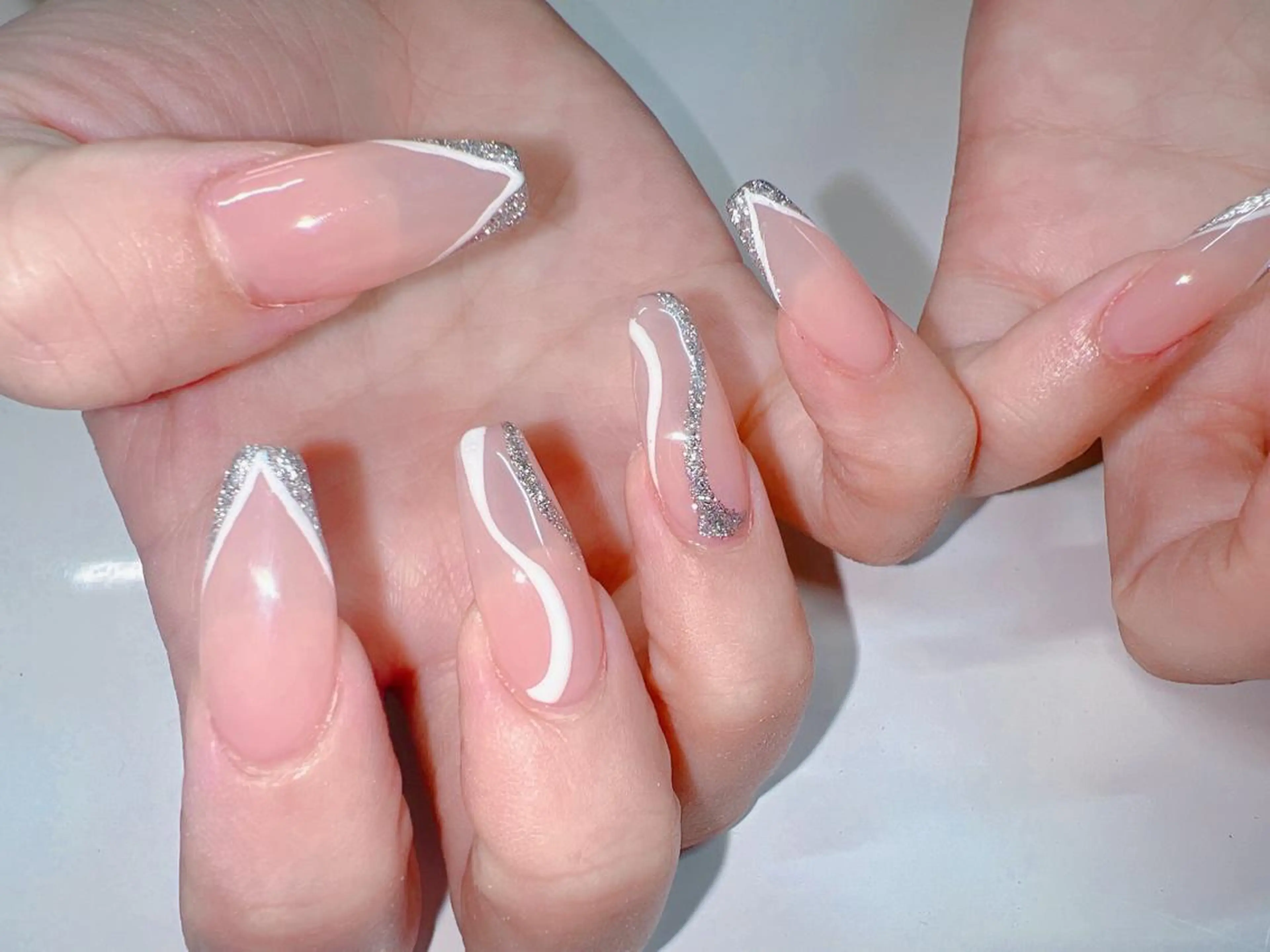 ネイル ハンドネイル Nail Salon L'arc所属・💊大阪/心斎橋 moni🧠のネイルデザイン