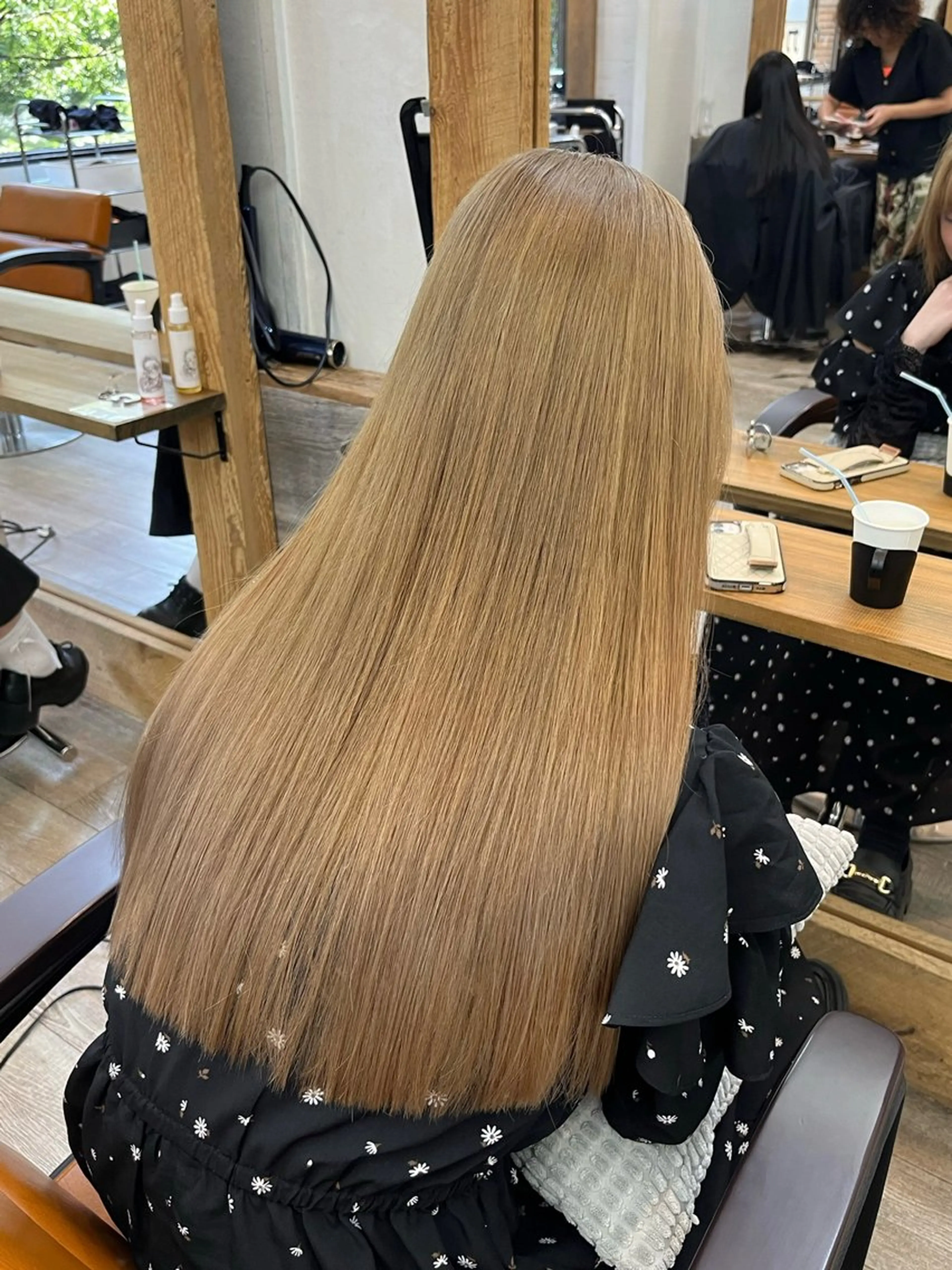 ロング カラー ベージュカラー ダブルカラー 髪質改善 トリートメント カット ヘアカラー トリートメント 🦋レイヤー職人 猪瀬玲奈🦋のヘアスタイル