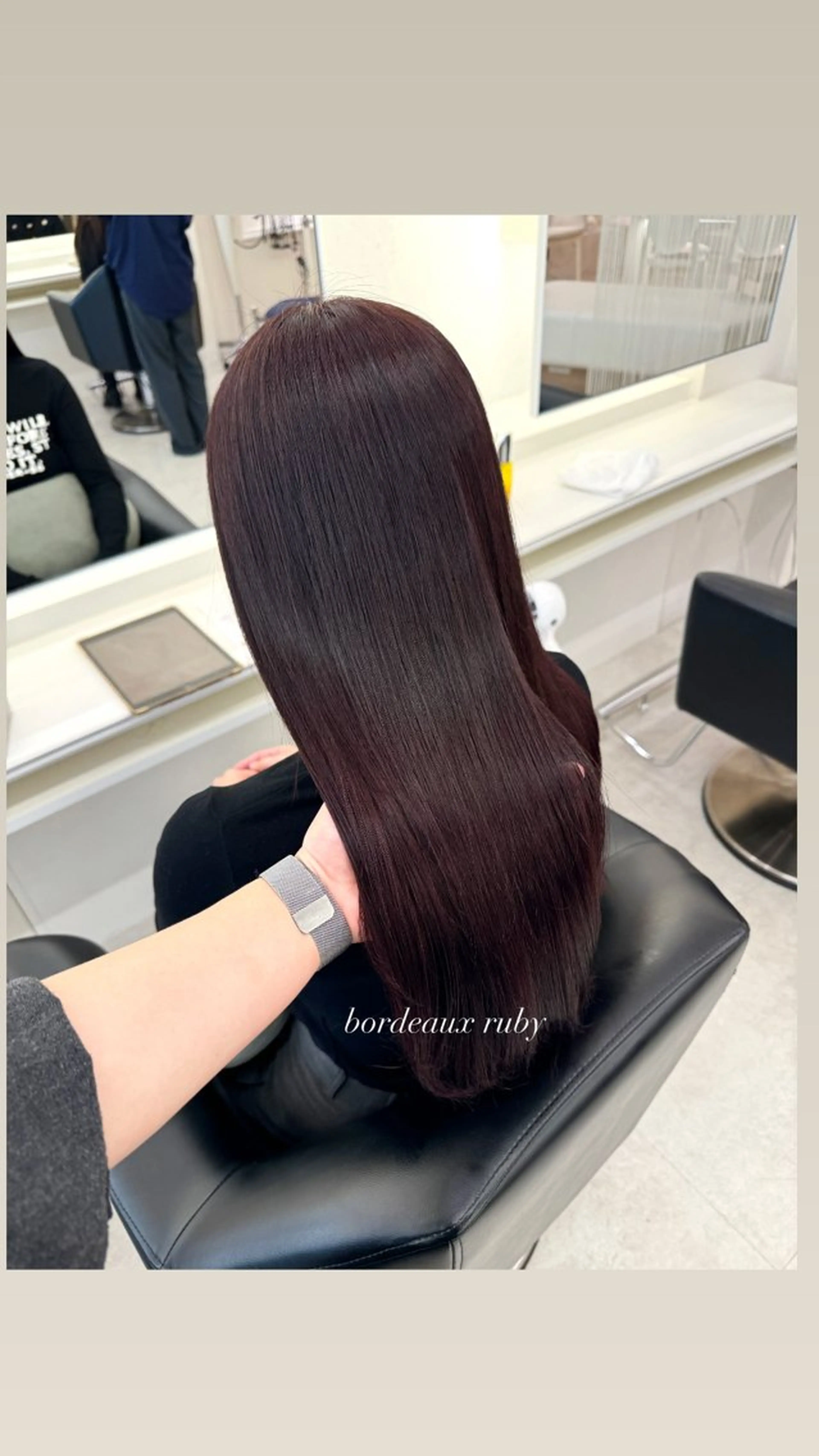 ロング カラー ParveMix 宮﨑 梨里のヘアスタイル