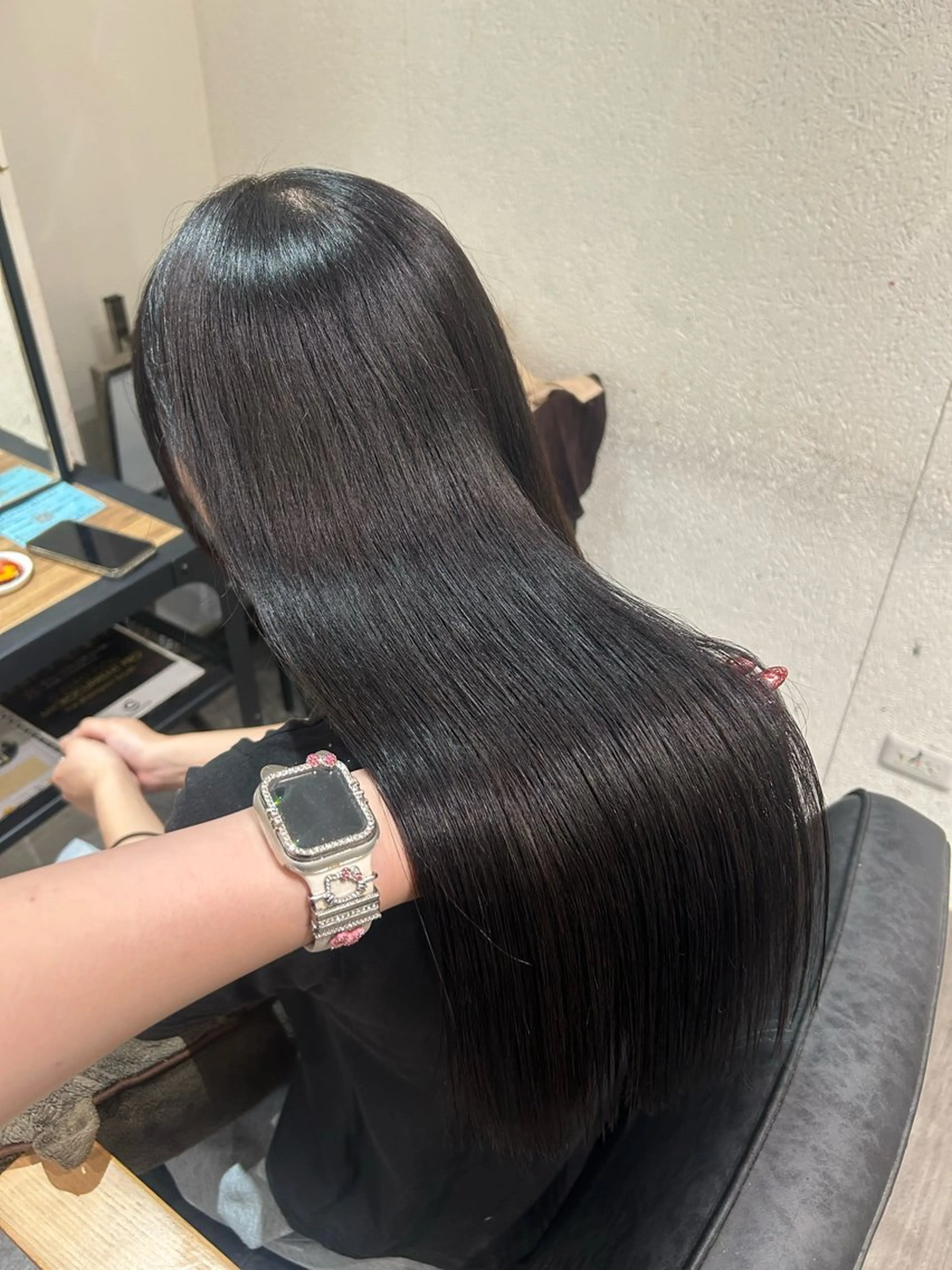 ロング カラー 黒髪 ナチュラルブラック カット ヘアカラー トリートメント cocotte 💟草間紫音💟のヘアスタイル