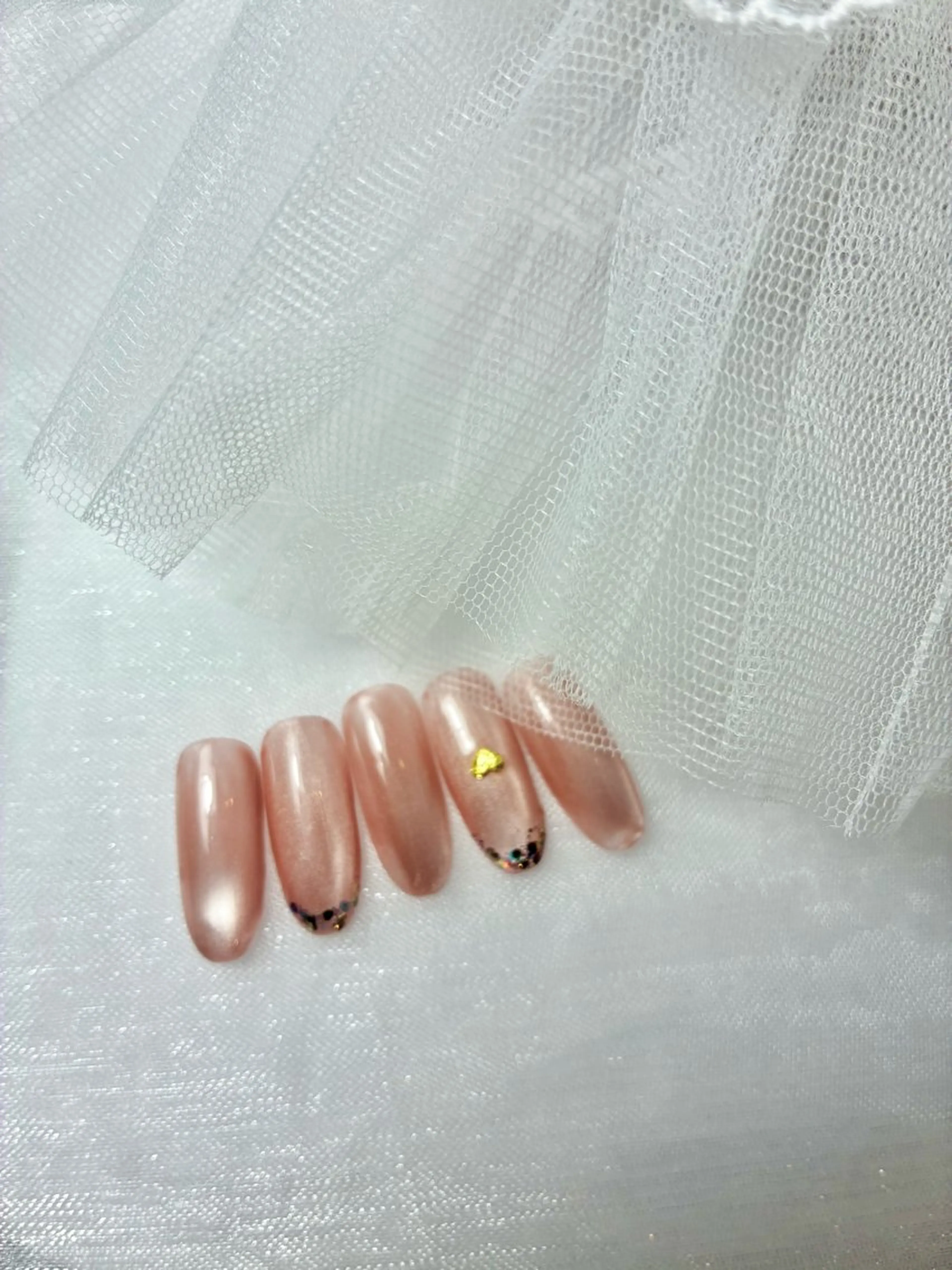 ネイル ブラウン キラキラネイル ピンク ピンクベージュ ハンドネイル addition スタッフReikoのネイルデザイン