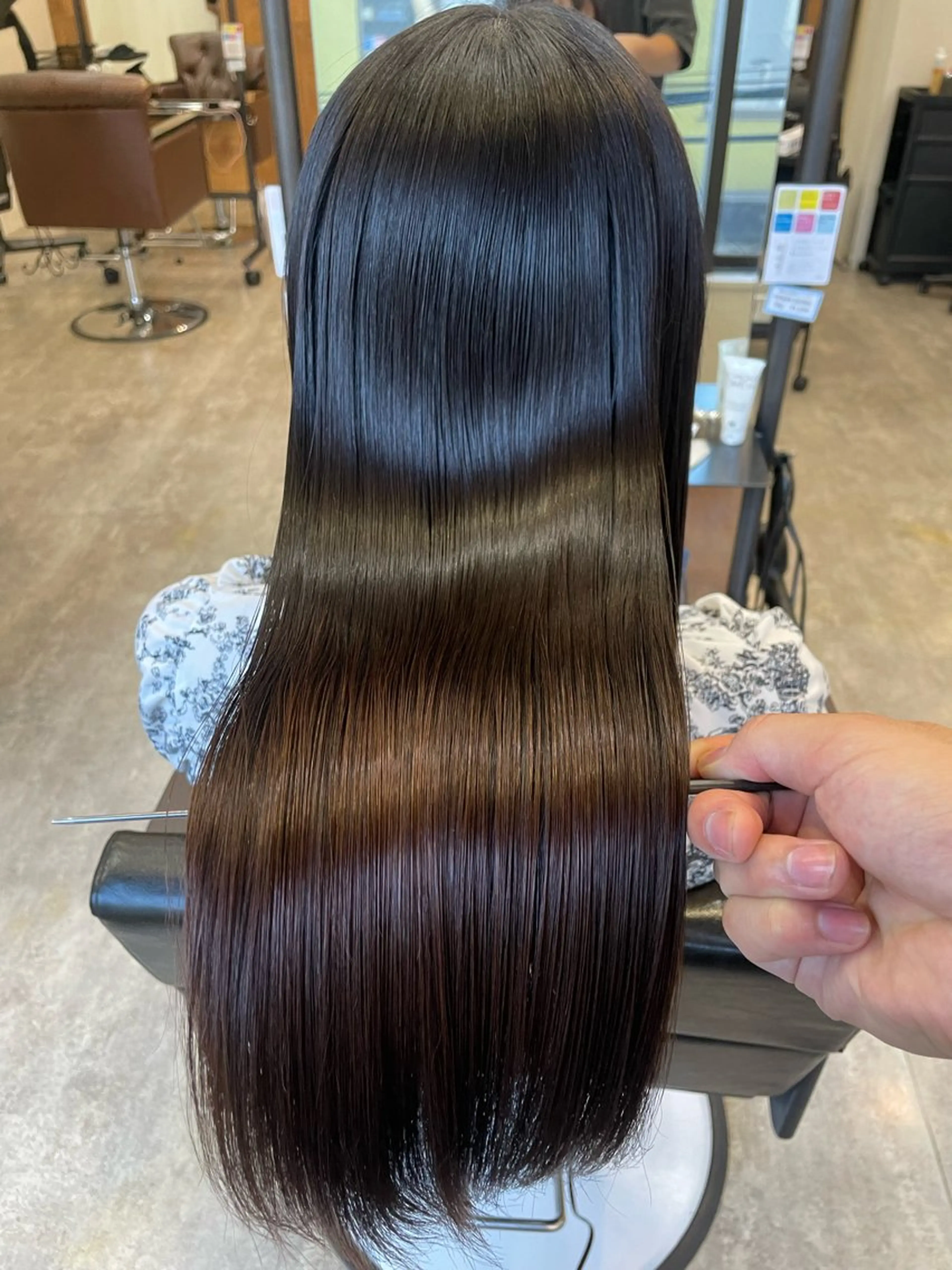 【大切な髪を守りたい方へ🥀 】カット＋艶髪カラー＋集中内部補修トリートメントtokio 5 step Trの写真