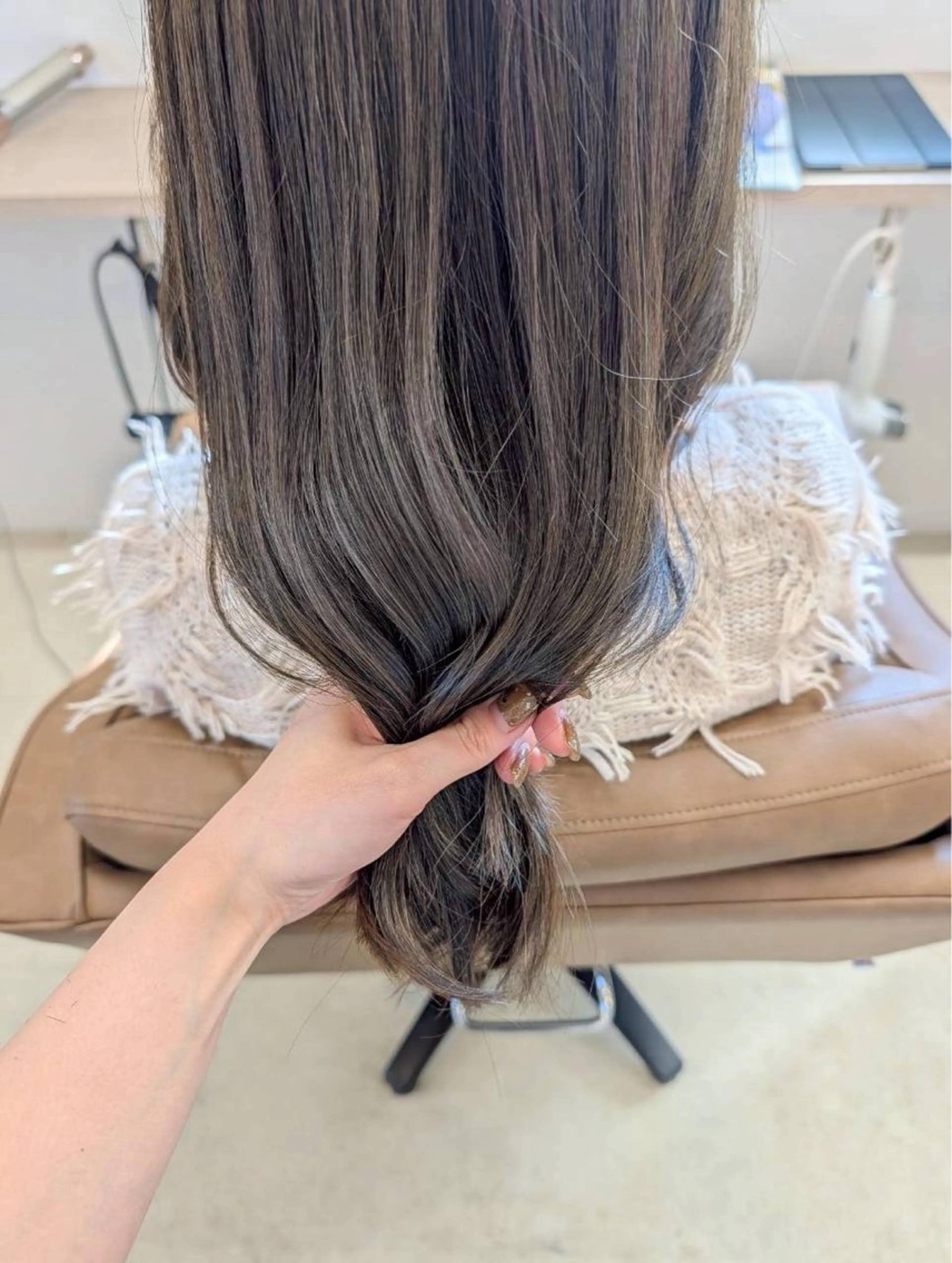 カラー ルプラボウ ふくい きなりのヘアスタイル