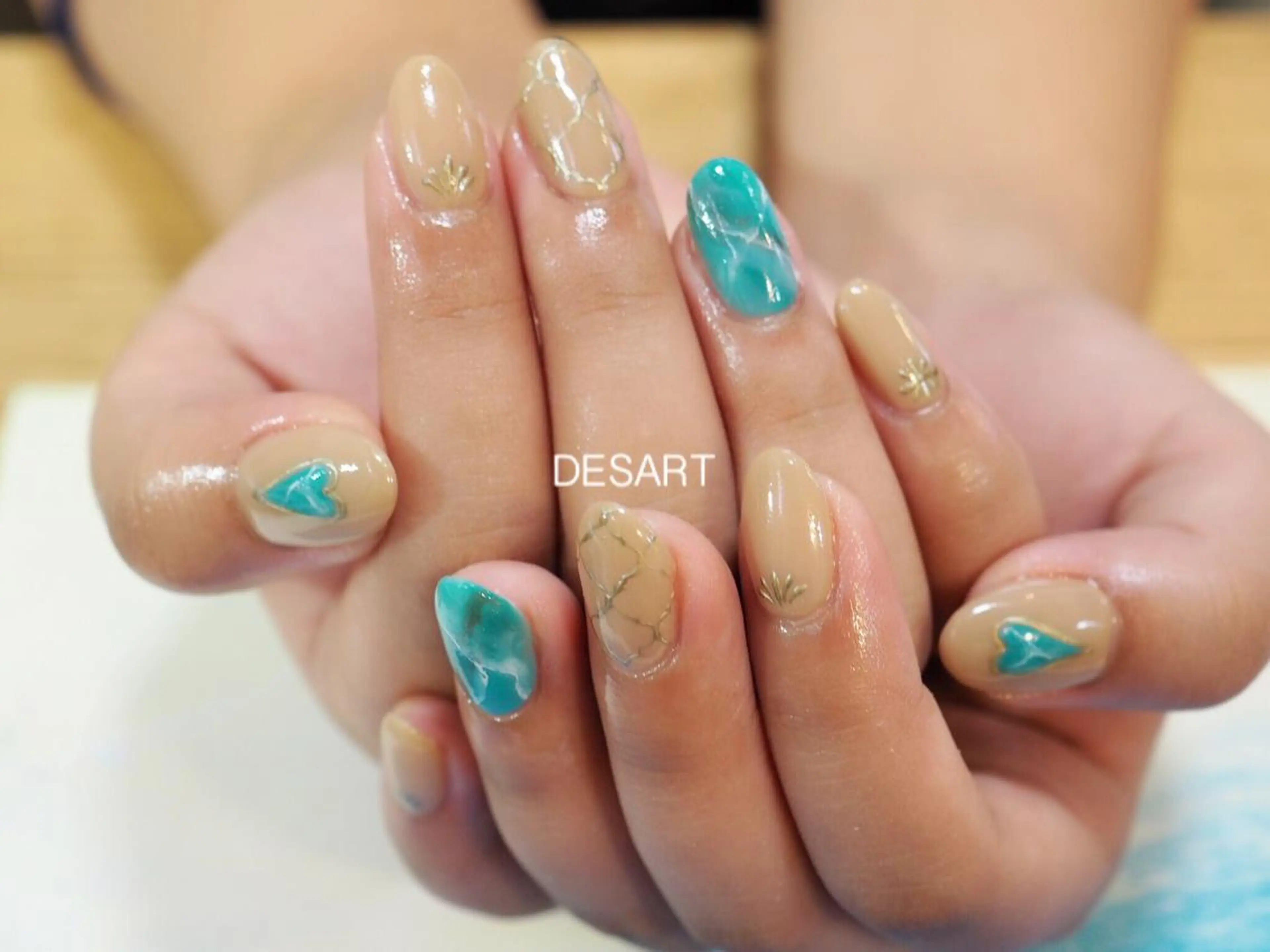 ネイル ハンドネイル ”salon" そりまちゆうこのネイルデザイン