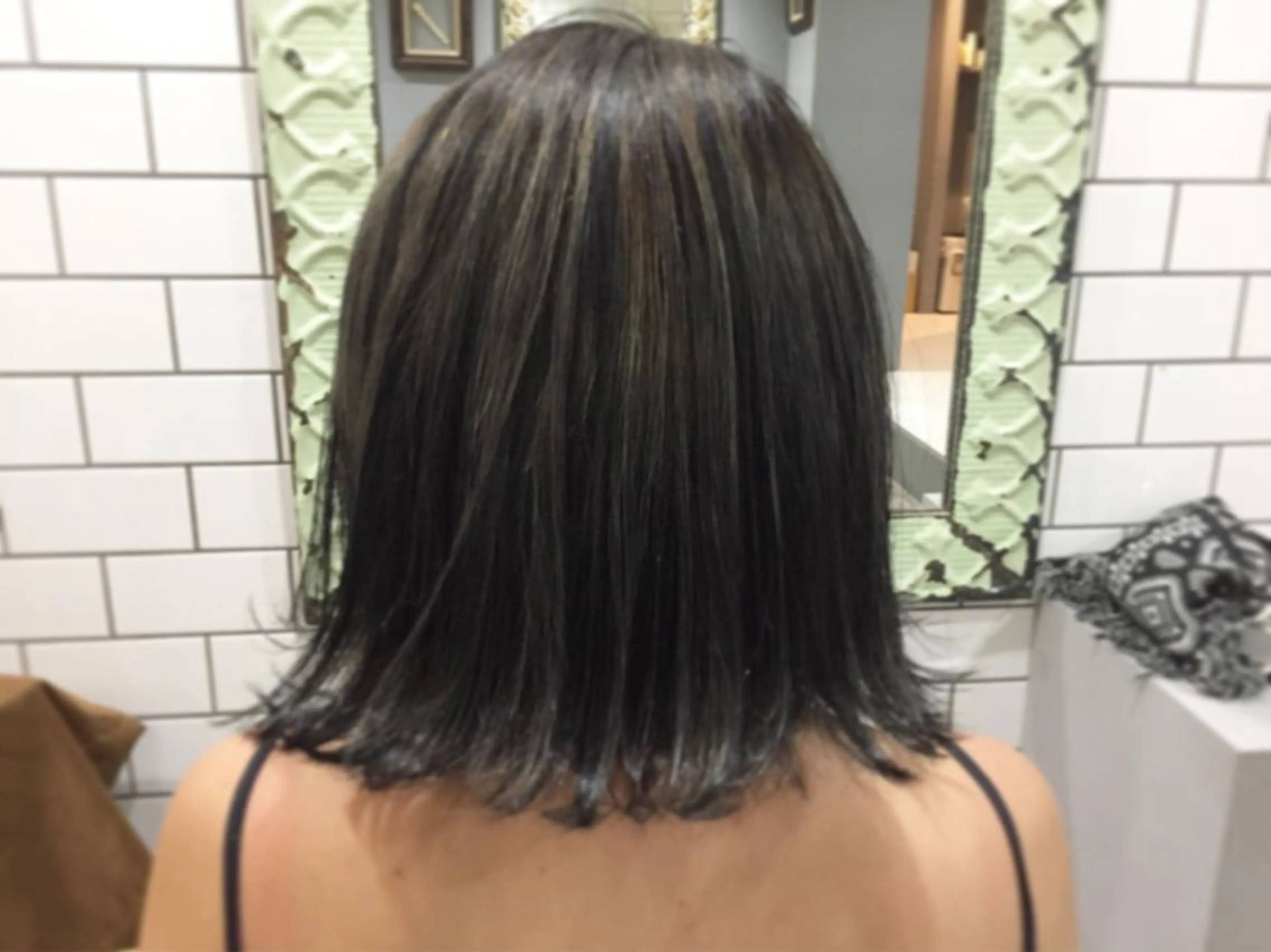 ショート カラー ヘアアレンジ 切りっぱなしボブ ハイライトカラー ボブ ハイライト YAWN《ヨウン》 Yucaのその他イメージ