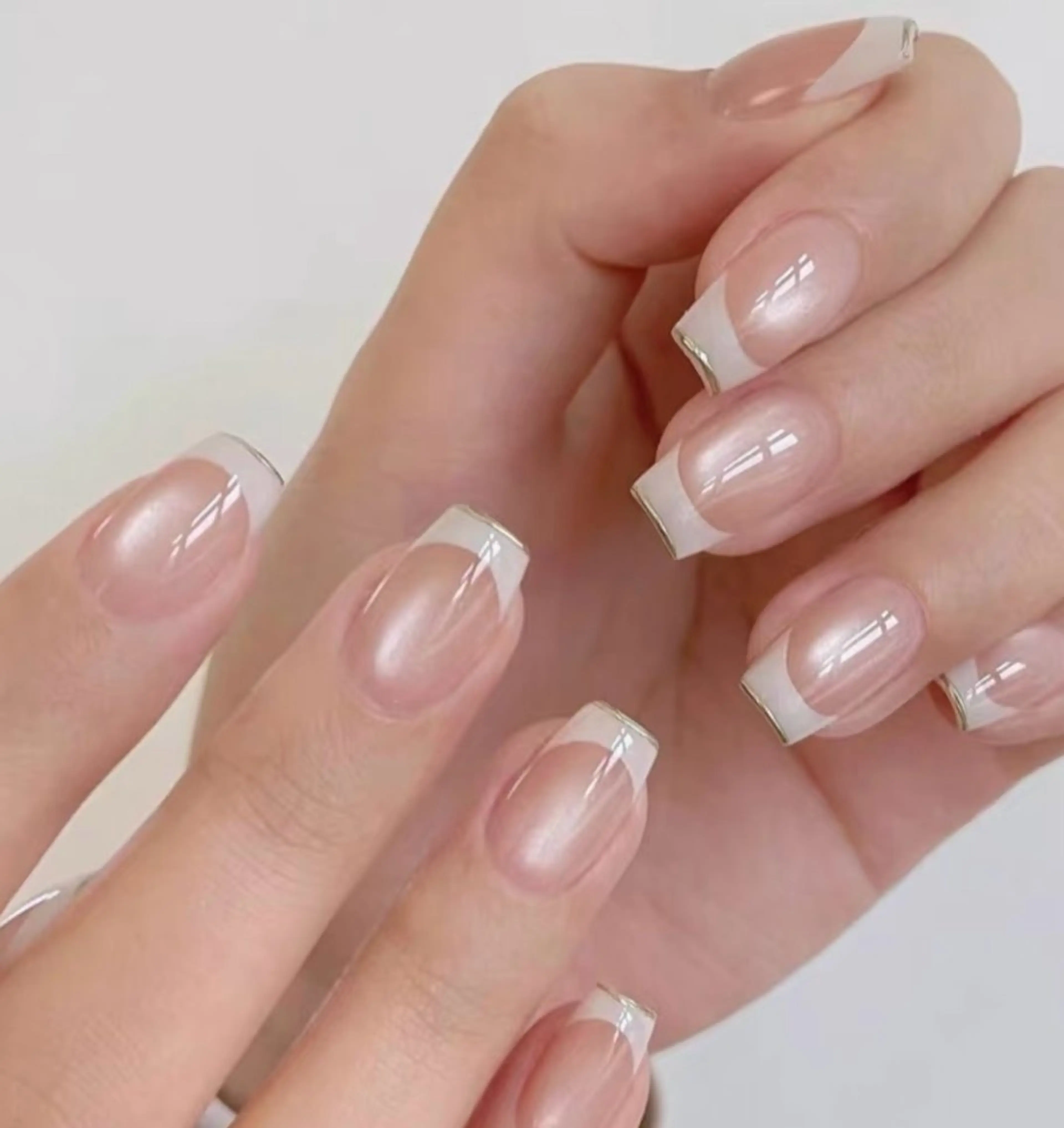 ネイル 高木 維麗絲のネイルデザイン