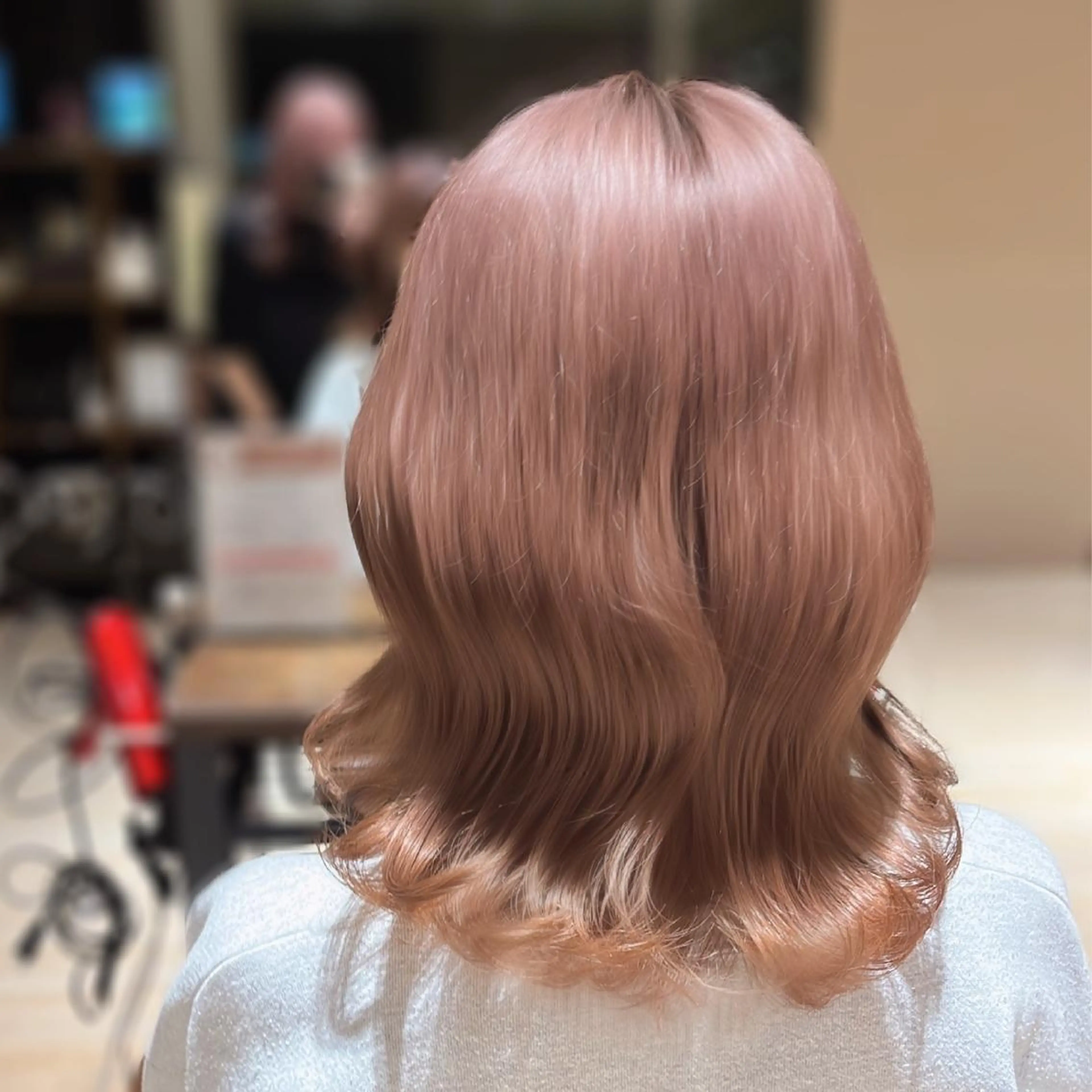 ミディアム 赤羽今日子/レイヤー /盛れる顔まわりのヘアスタイル