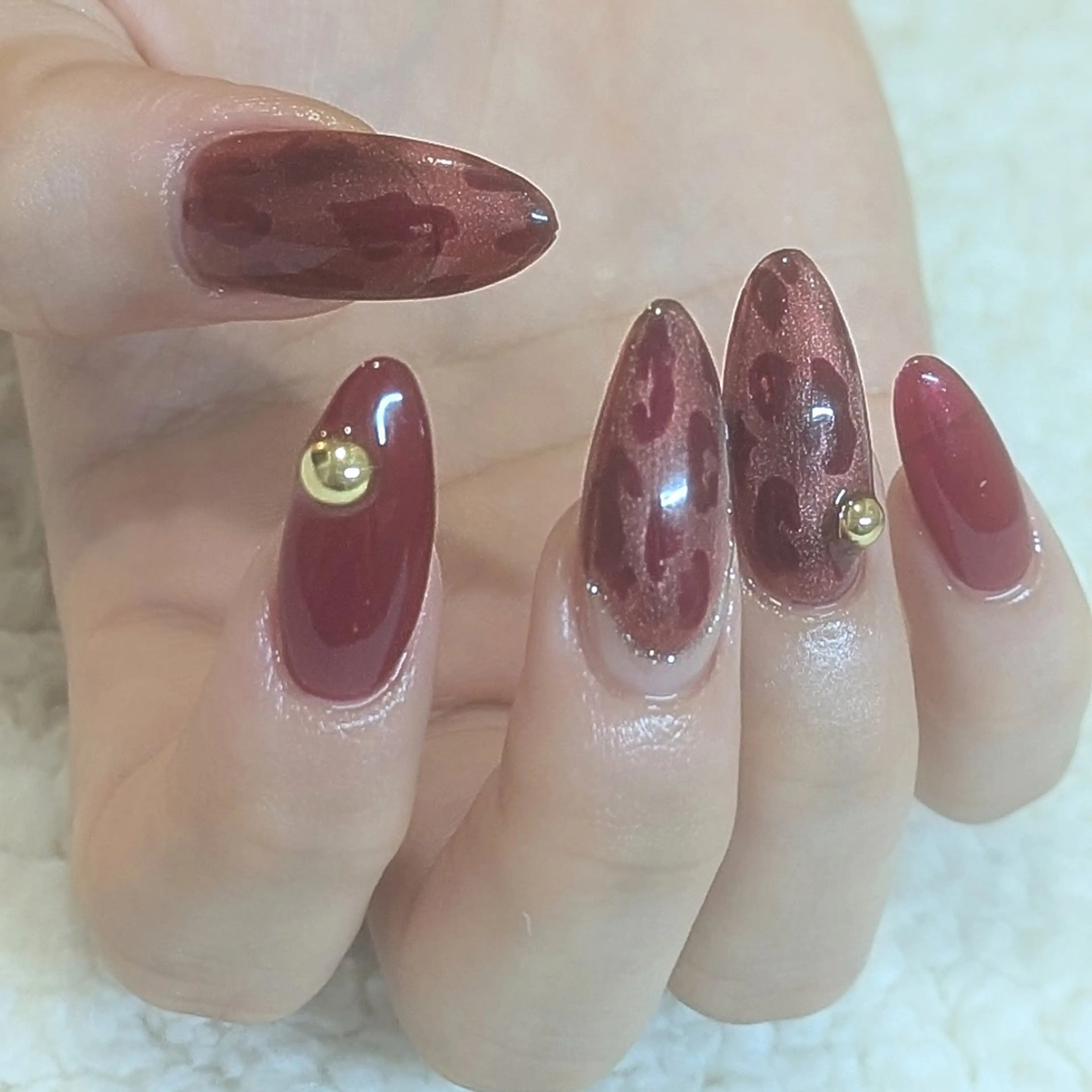 ネイル マグネットネイル VIBLISS福岡店 yurichanのネイルデザイン