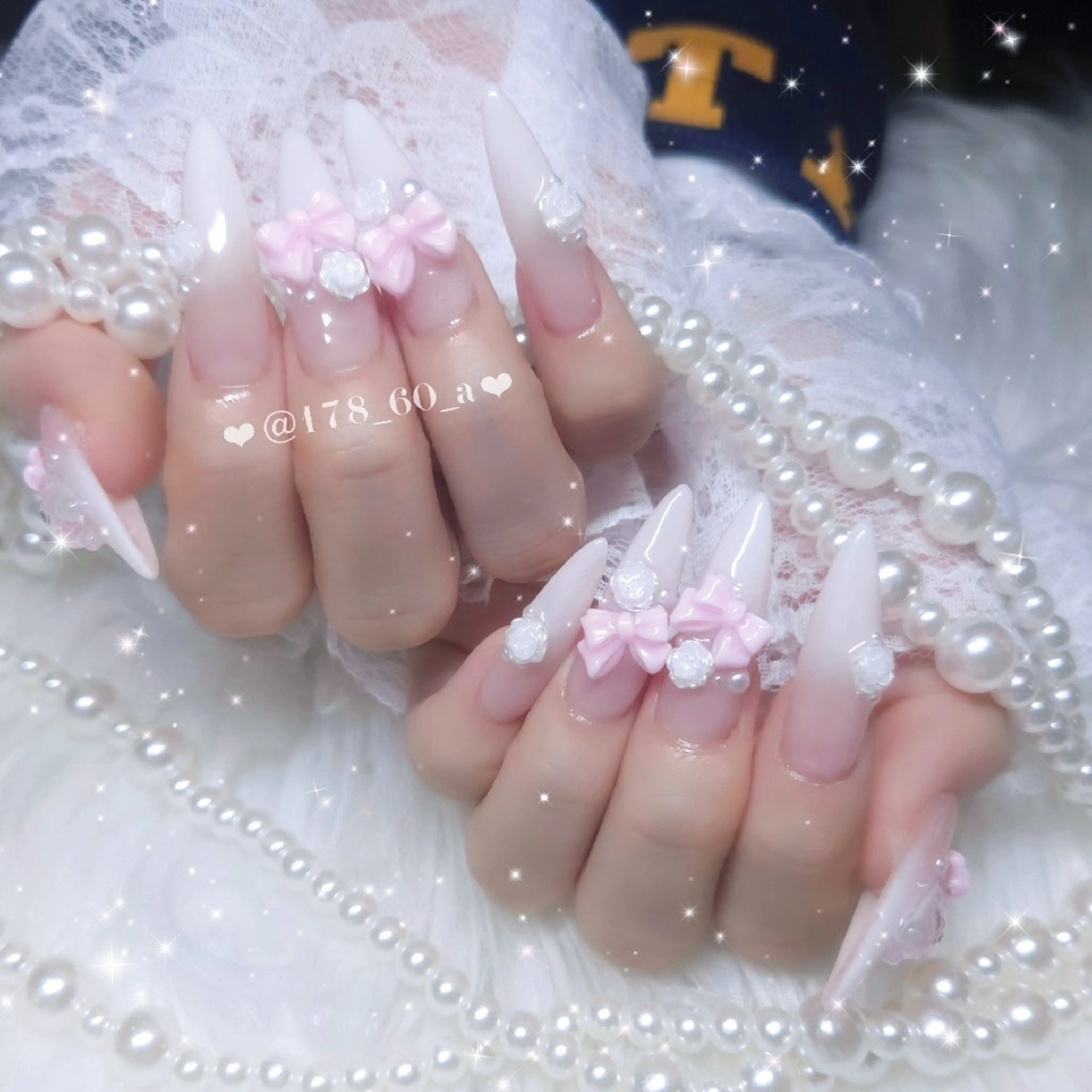 ネイル ガーリー ピンク リボン スカルプネイル ハンドネイル HAPPINAS🎀  れん🖤痛ネイルのネイルデザイン