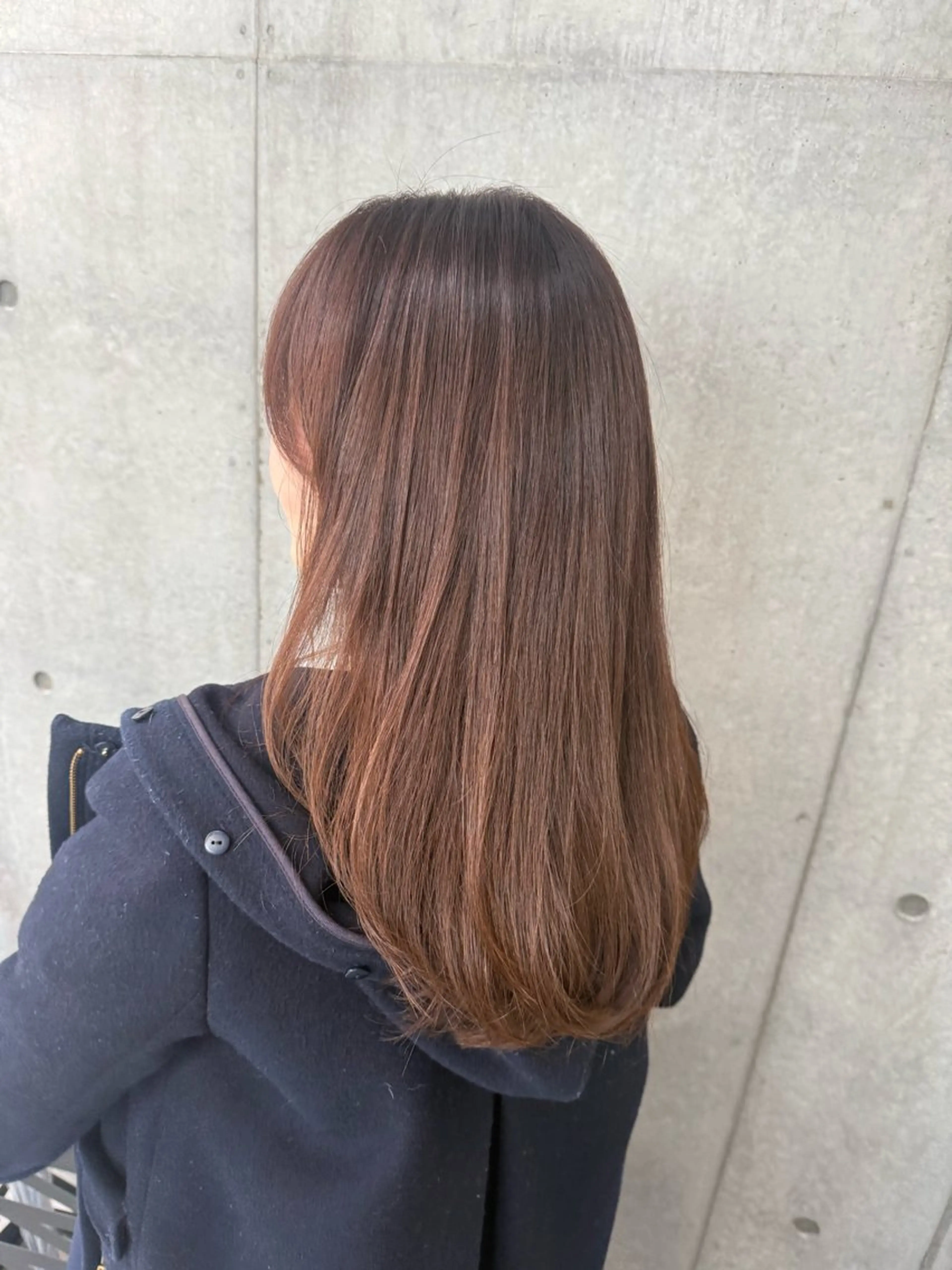 ロング カラー ロングレイヤー アッシュ ベージュカラー ブリーチ 透明感カラー カット ヘアカラー トリートメント 誰より丁寧なカット/ 小林輝/レイヤーのヘアスタイル