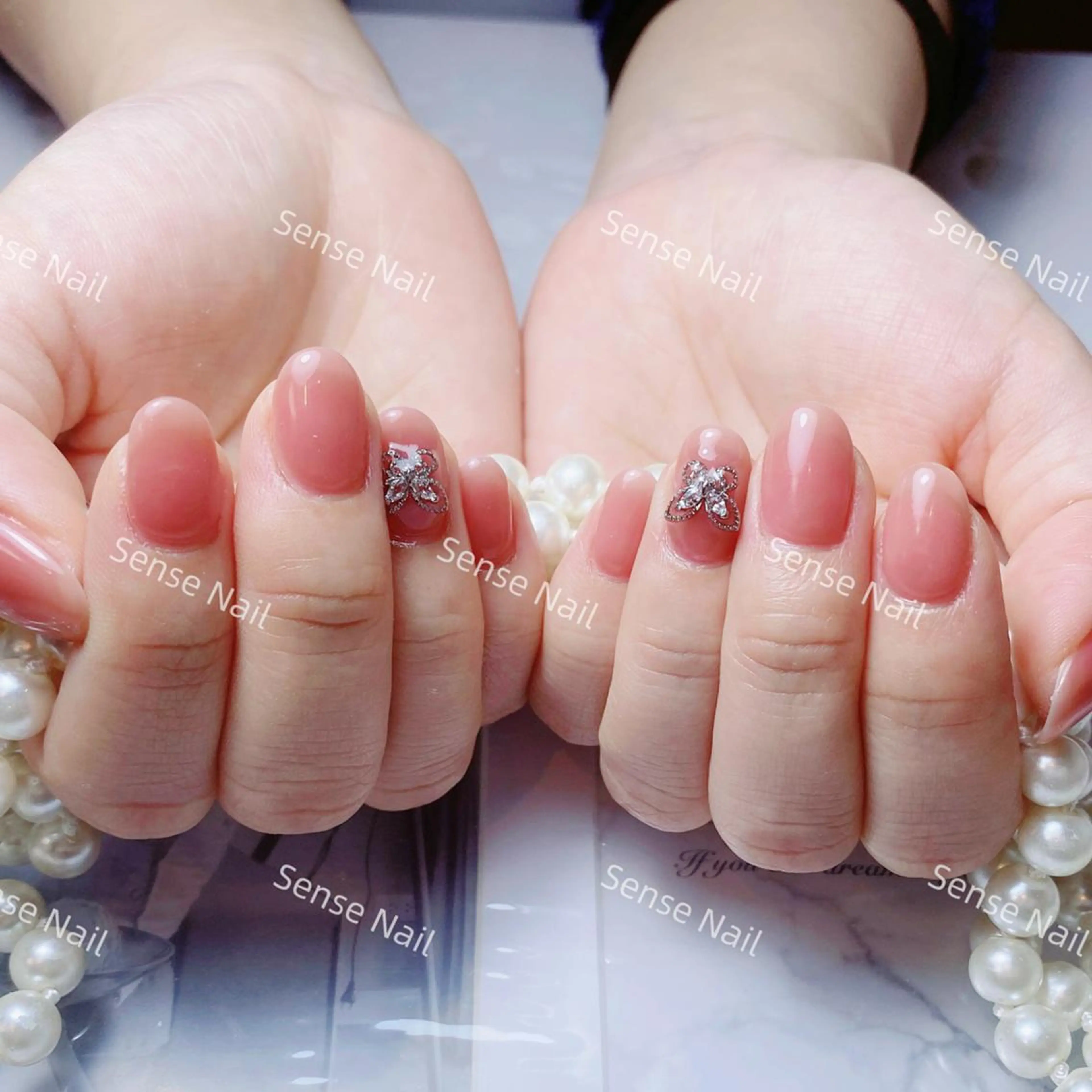 ネイル ハンドネイル Bunny 🐰のネイルデザイン