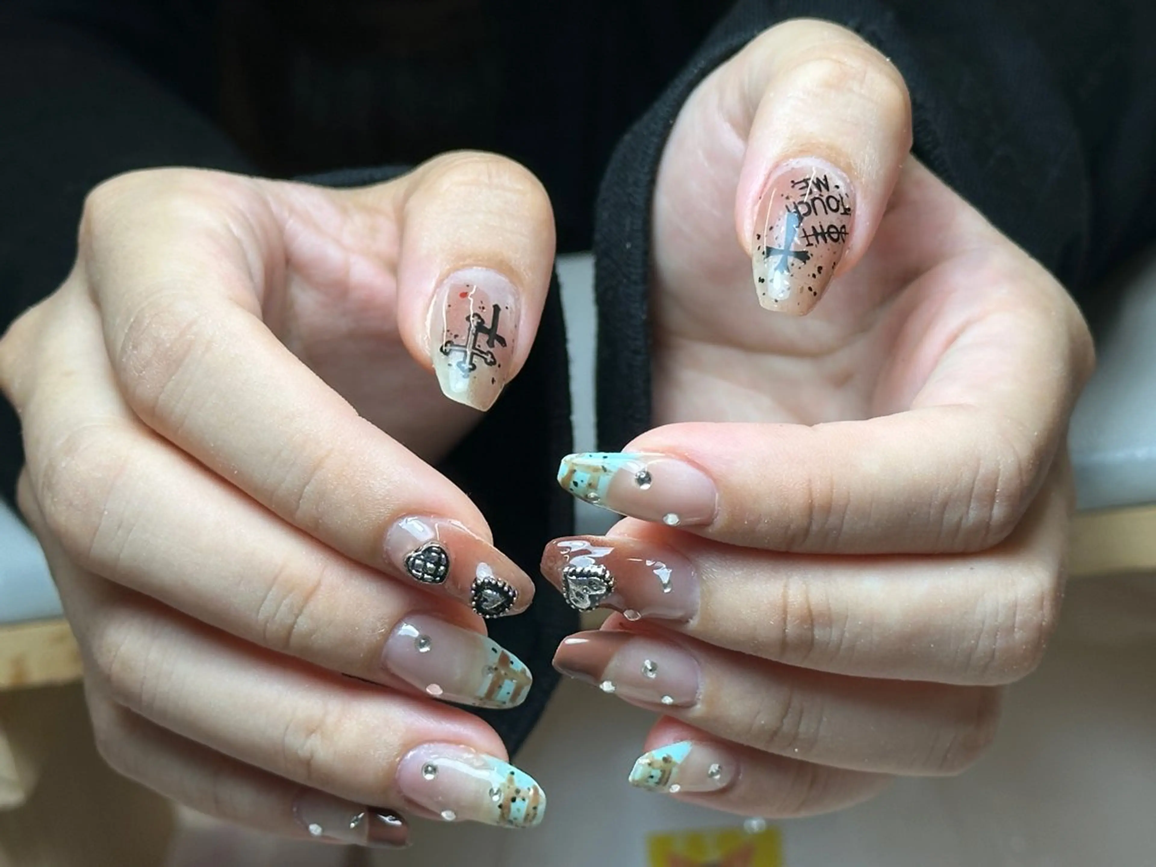 ネイル Eveネイル チップスカルプ専門店のネイルデザイン