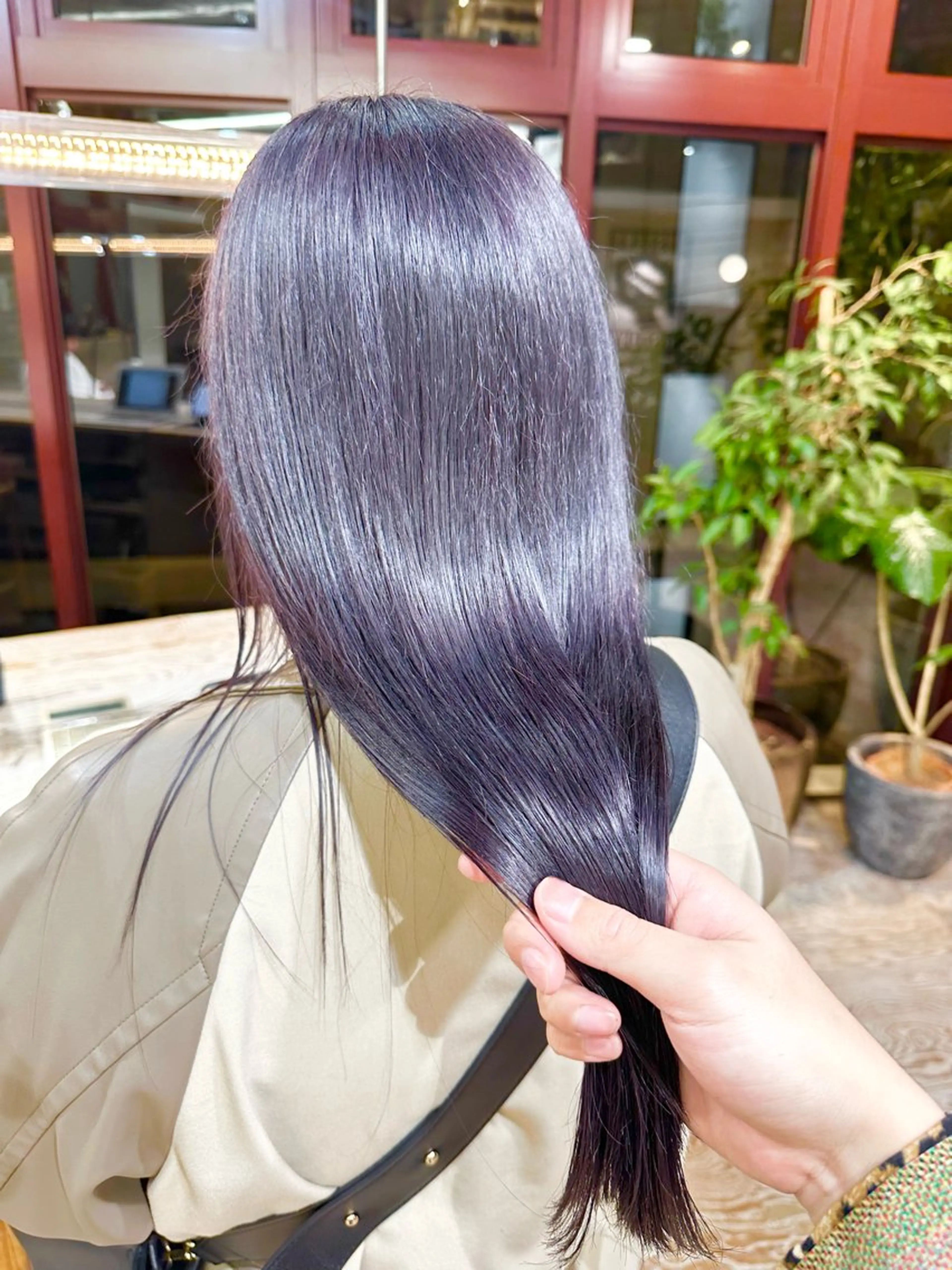 セミロング カラー ヘアカラー トリートメント kai .のヘアスタイル