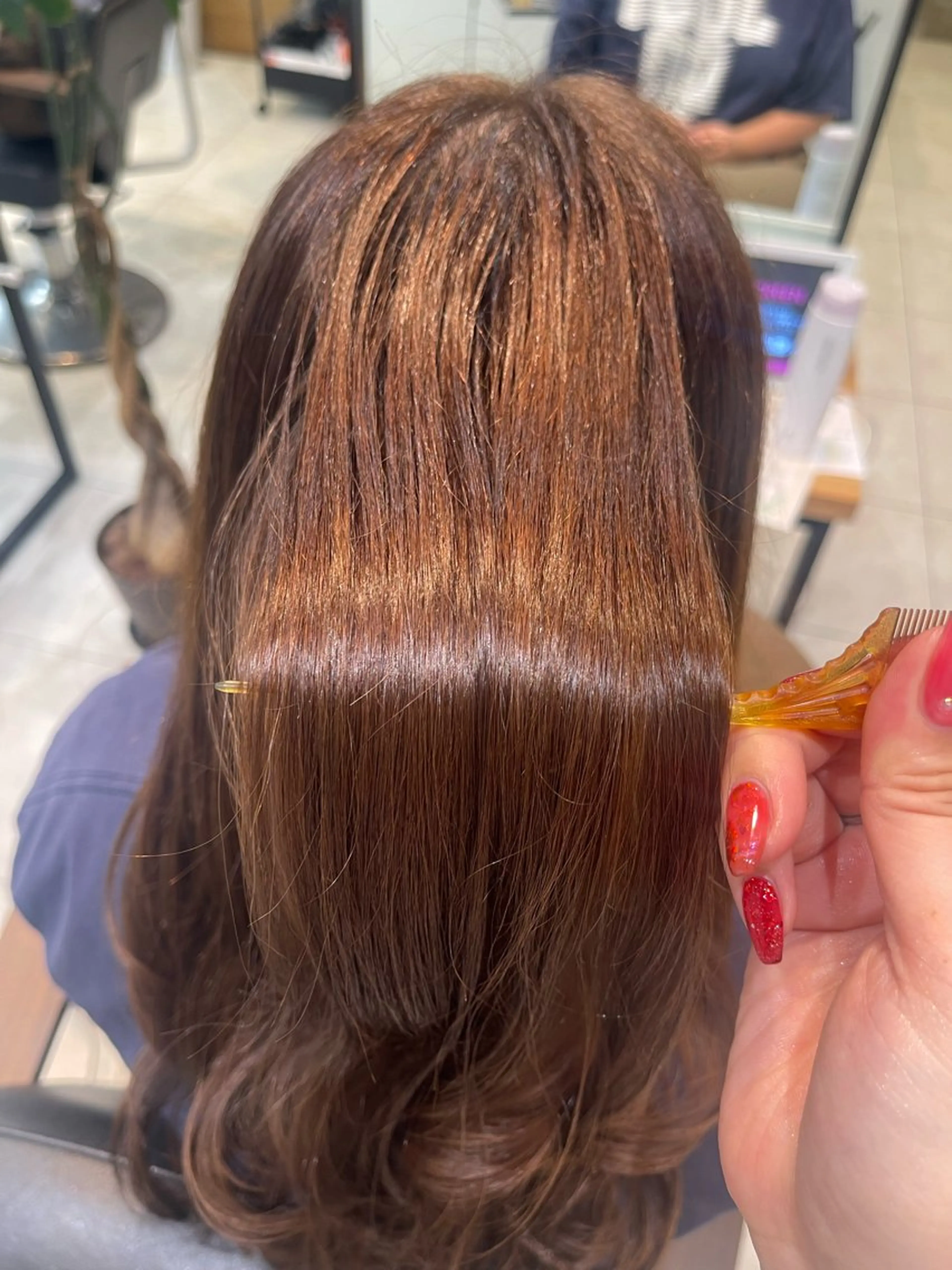 【最高峰美髪再生】美艶カラー＋プレミアムオッジィオット髪質改善トリートメント＋血行促進ヘッドスパ（前髪カット込）の写真