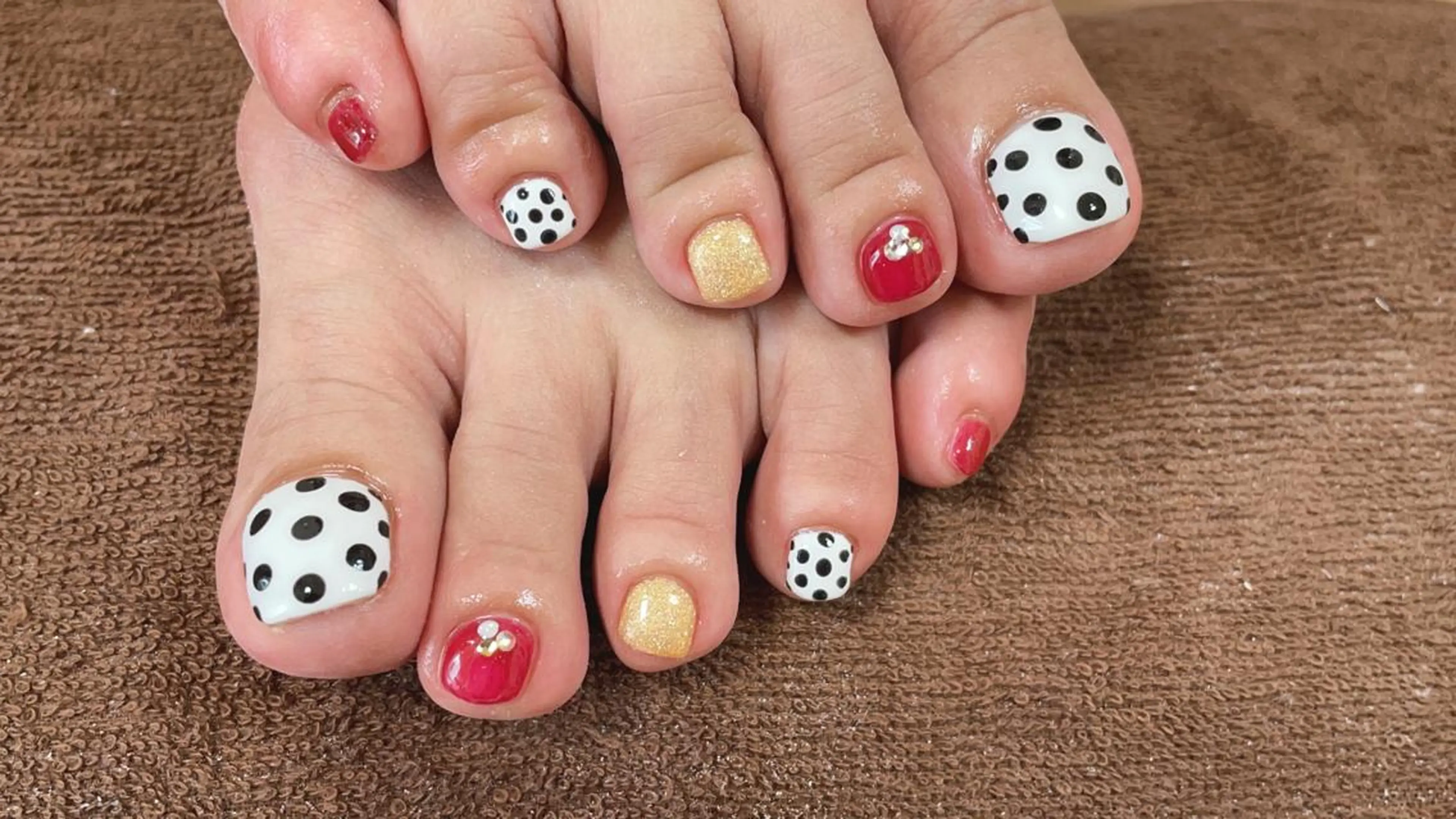 ネイル emi ...の眉毛・アイブロウイメージ