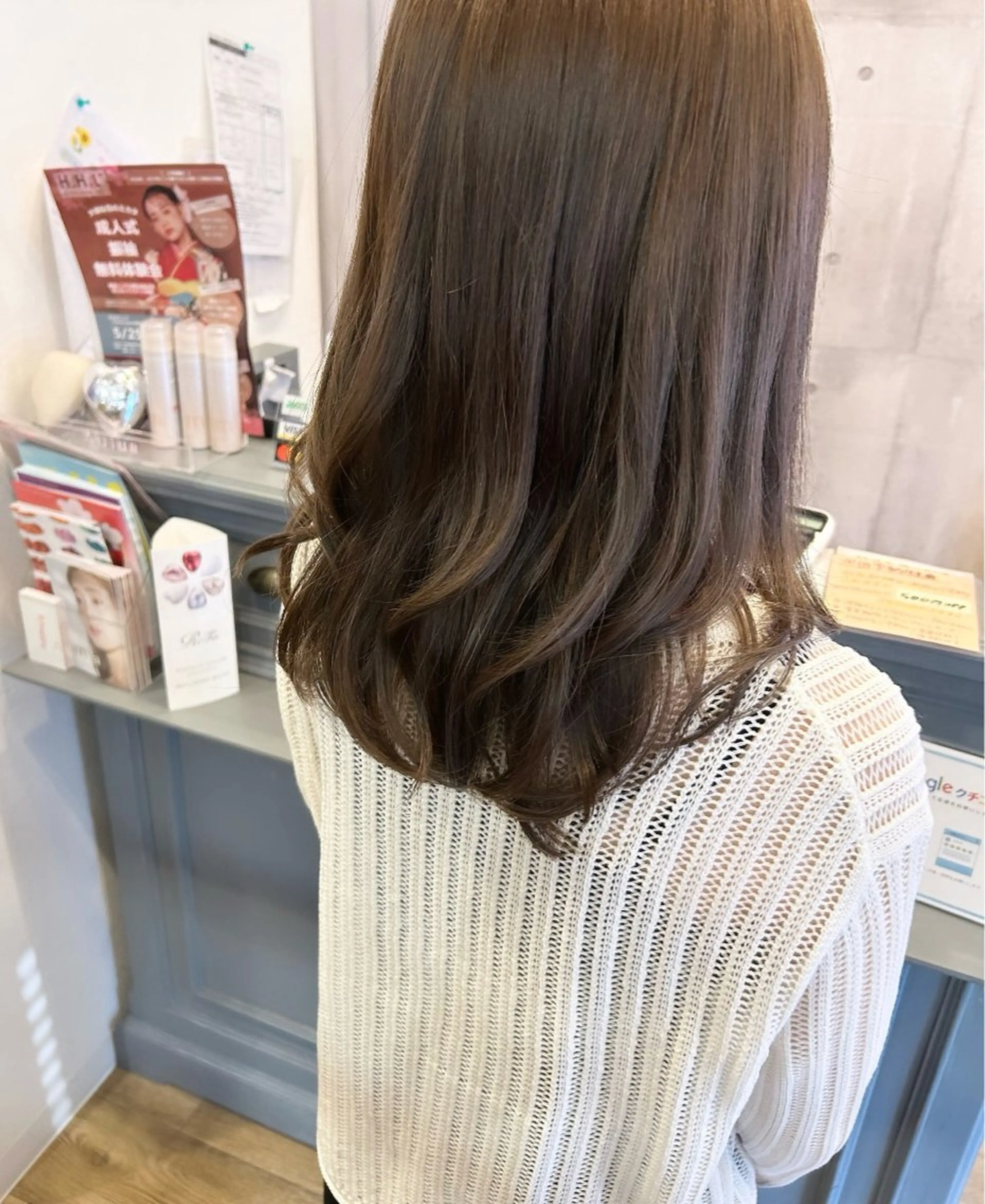 カラー ベージュカラー ブリーチ 透明感カラー ブリーチなしカラー ヘアカラー トリートメント mai /attraのヘアスタイル