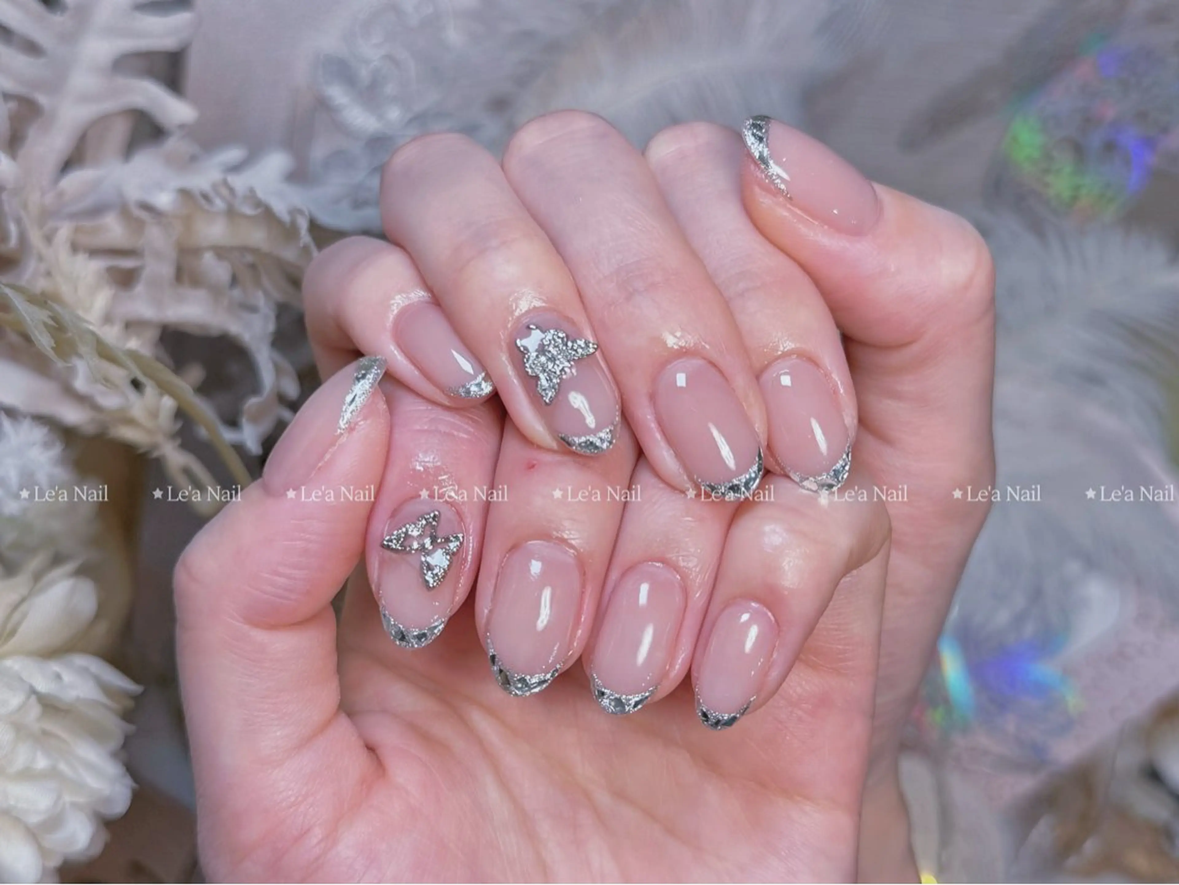 ネイル フラッシュネイル フットネイル フレンチネイル ジェルネイル ガラスフレンチ ハンドネイル Luxe Nail Salonのネイルデザイン