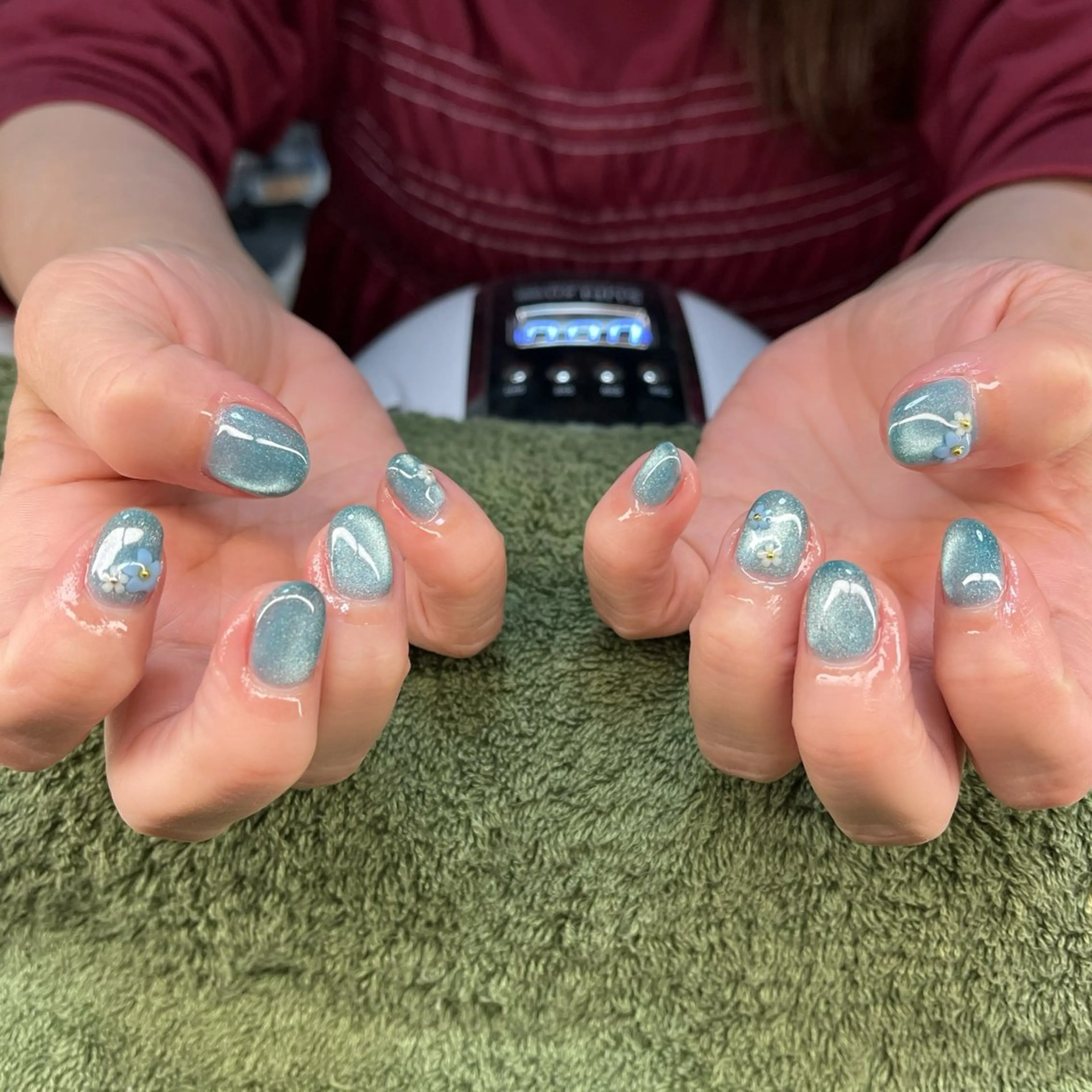ネイル マグネットネイル ハンドネイル フットネイル MHR nailのネイルデザイン