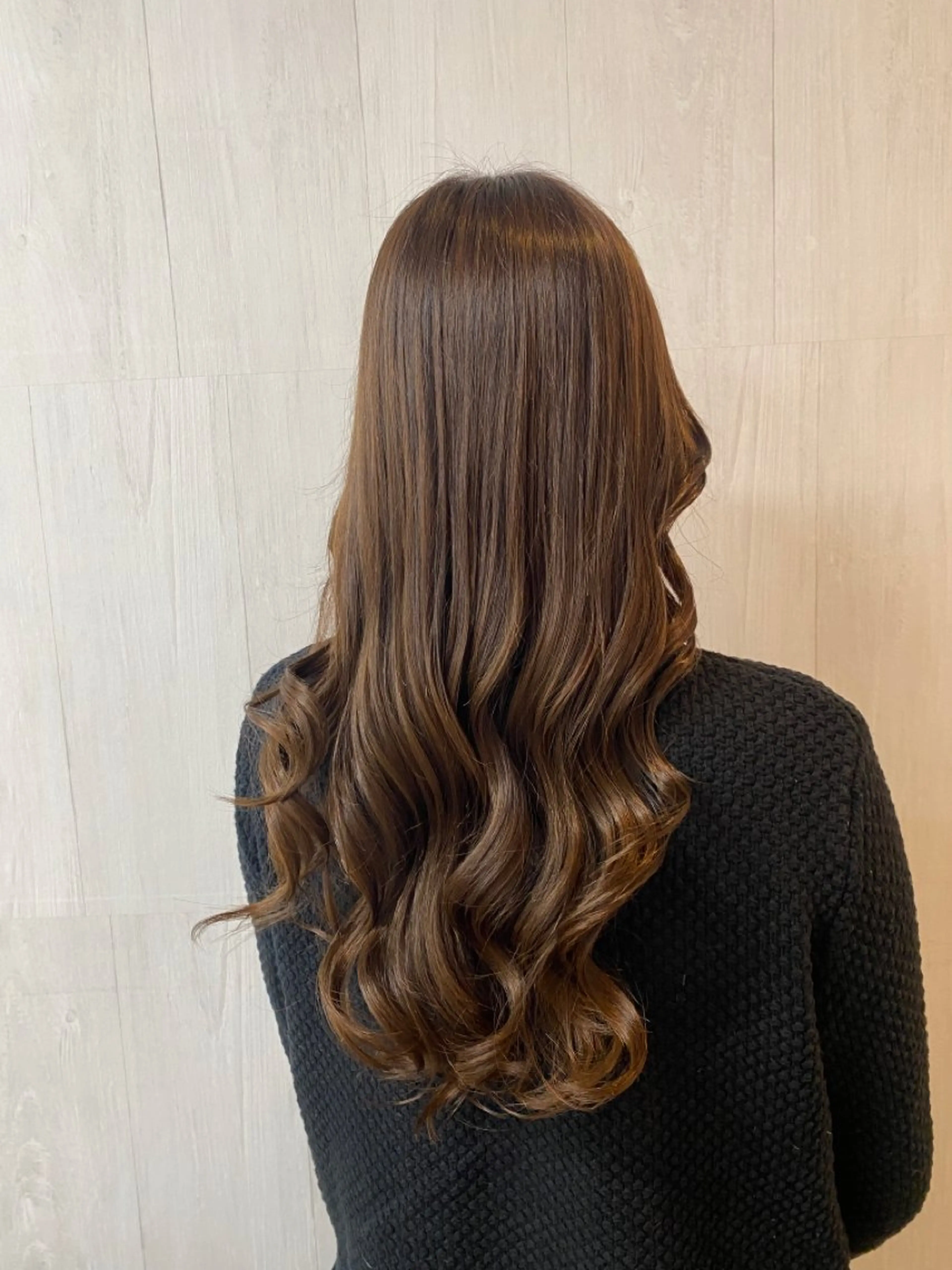 ロング カラー ブラウンカラー ヘアカラー GLOSS 心斎橋 山上のヘアスタイル