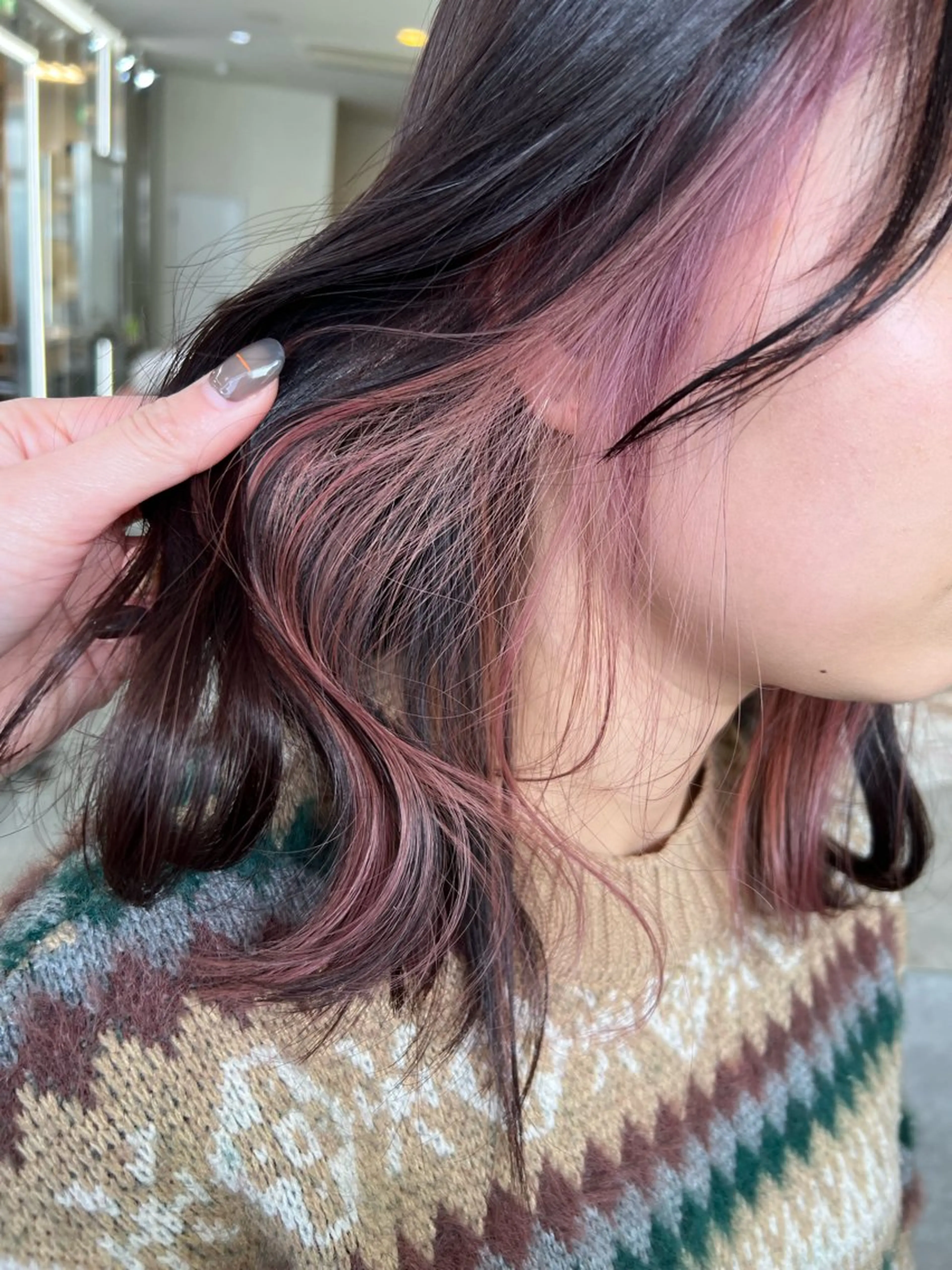 🌟ポイントブリーチカラー+前髪カットの写真