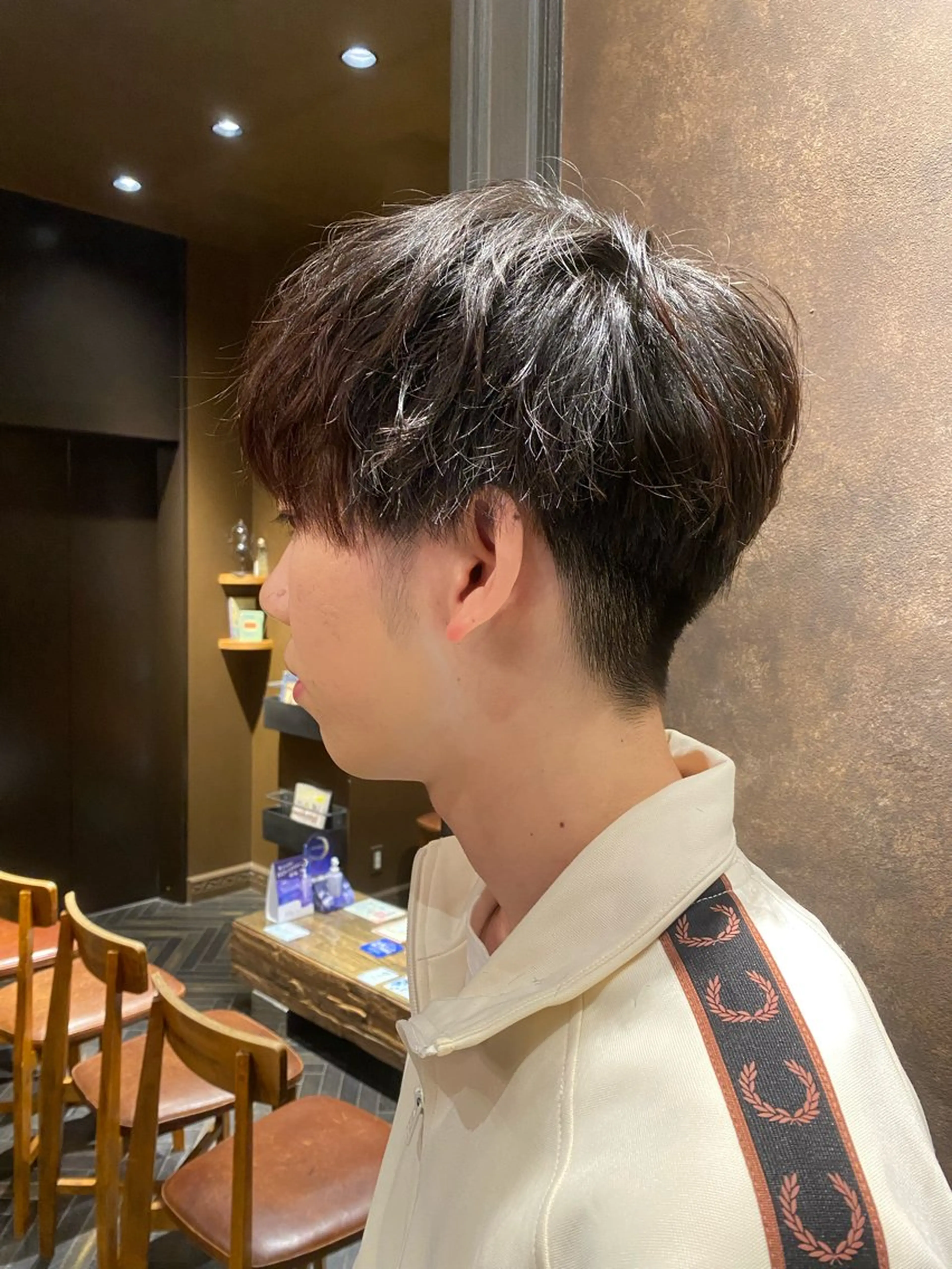 ショート メンズ マッシュ 刈り上げ レイヤーカット カット 韓国ヘア/ハイトーン /髪質改善/ウチダのヘアスタイル