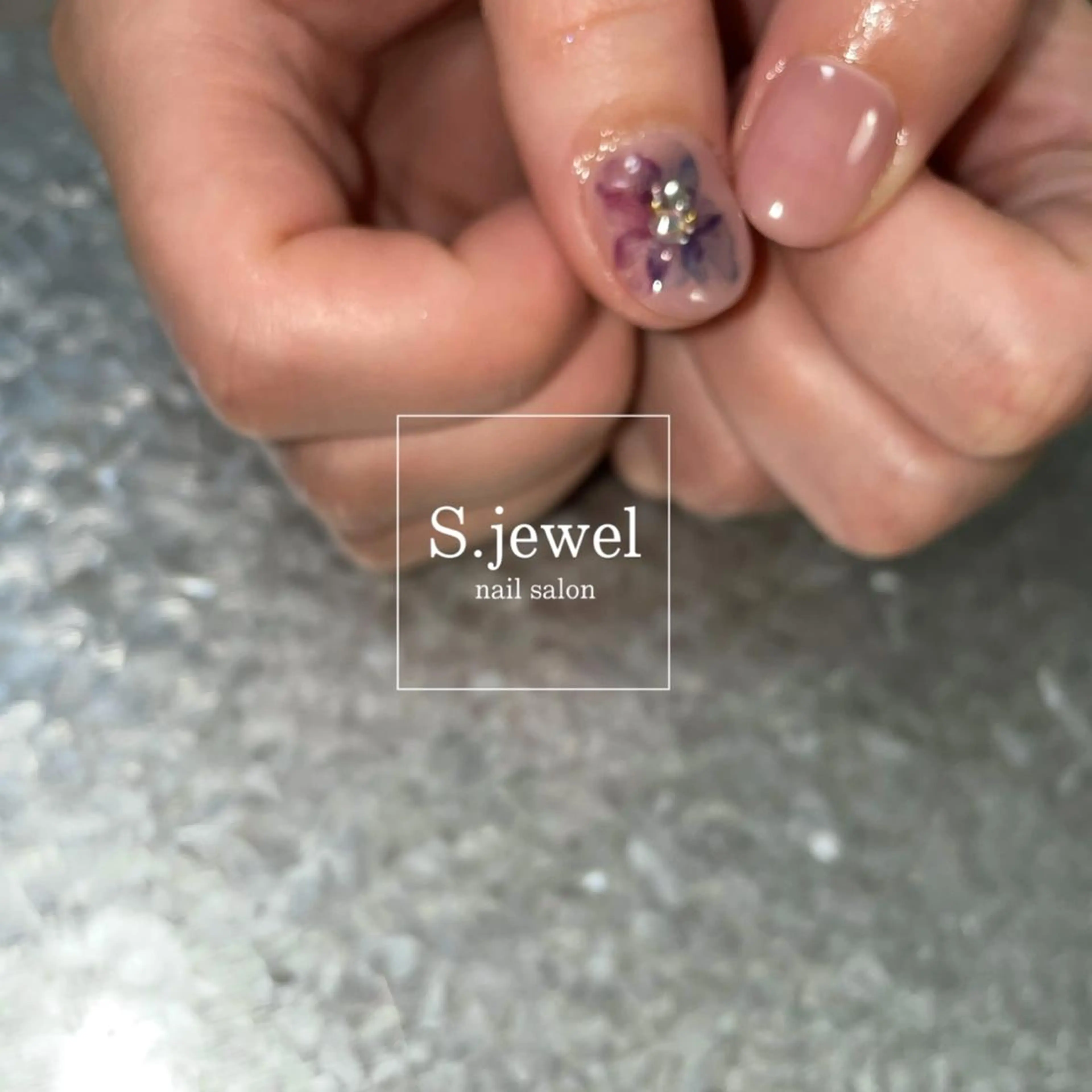 ネイル S. JEWELのネイルデザイン