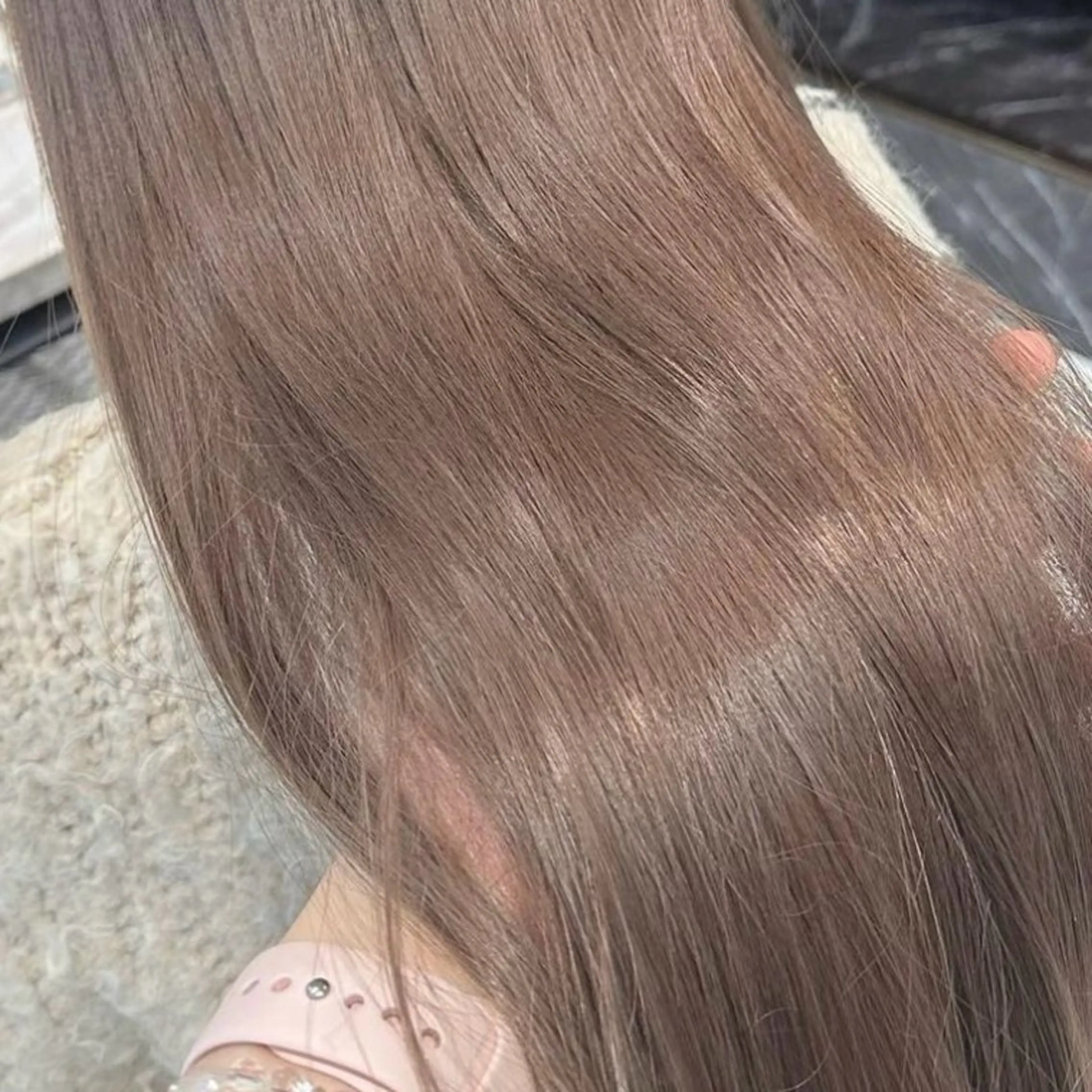 ロング カラー ヘアアレンジ ベージュカラー ブリーチ ブラウンカラー ブラウンベージュ ケアブリーチ ヘアカラー トリートメント 🌟🍒ハイトーン 韓国ヘア/ユウミのヘアスタイル