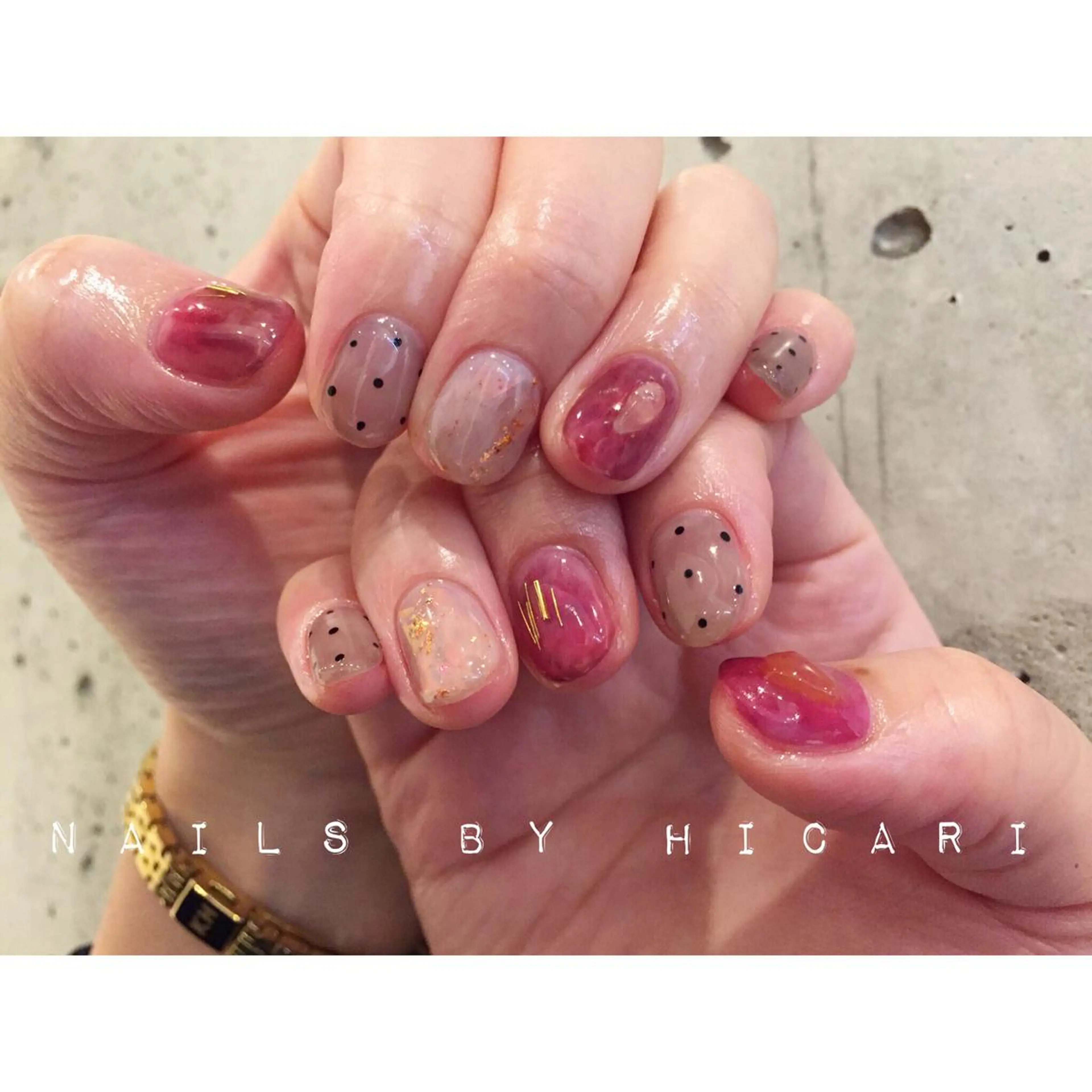 ショート カラー ネイル マツエク・マツパ ジェルネイル ニュアンスネイル パラジェル illum hicariのネイルデザイン