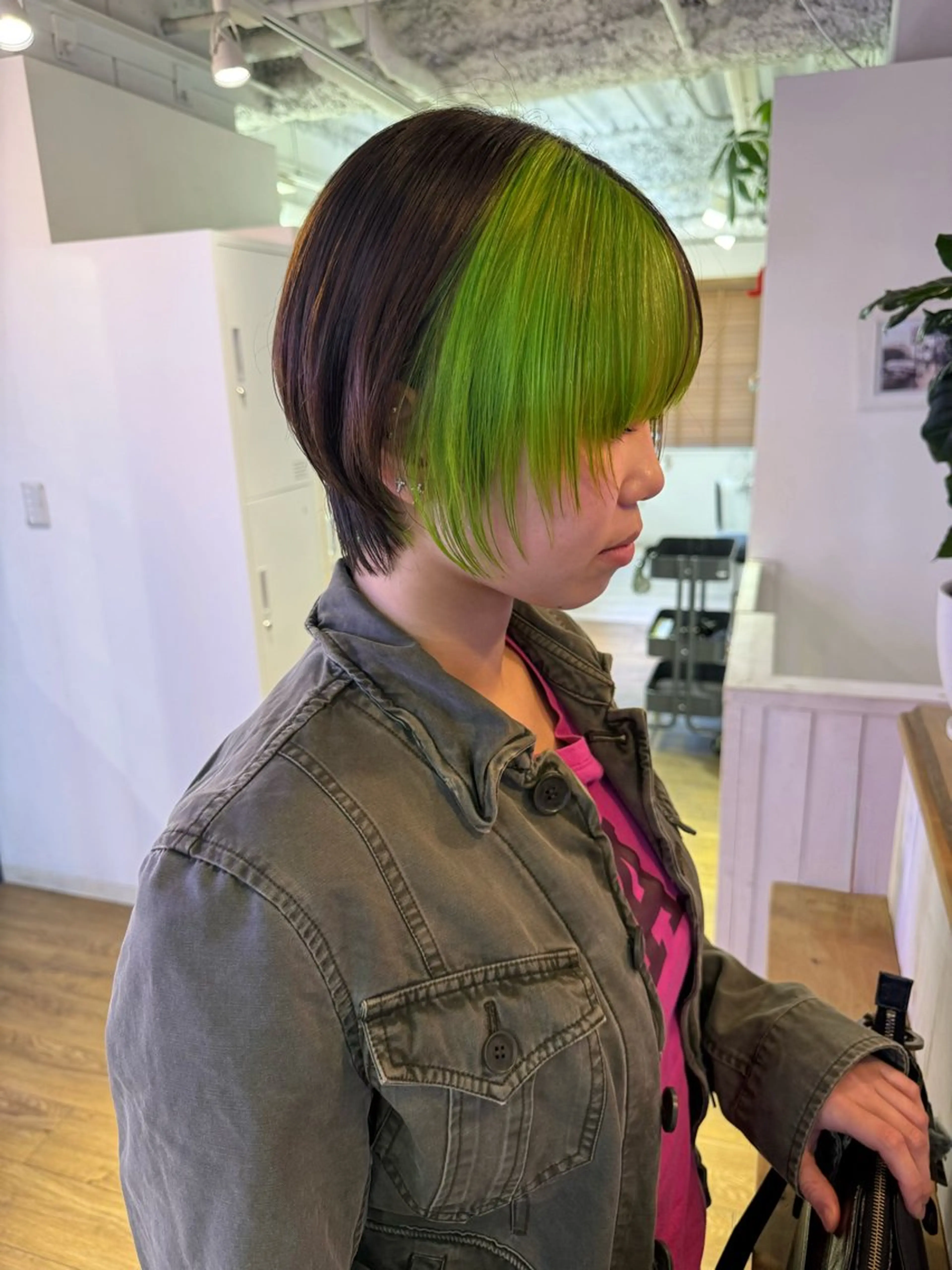 ショート カット ヘアカラー トリートメント RinoShores nagisaのヘアスタイル