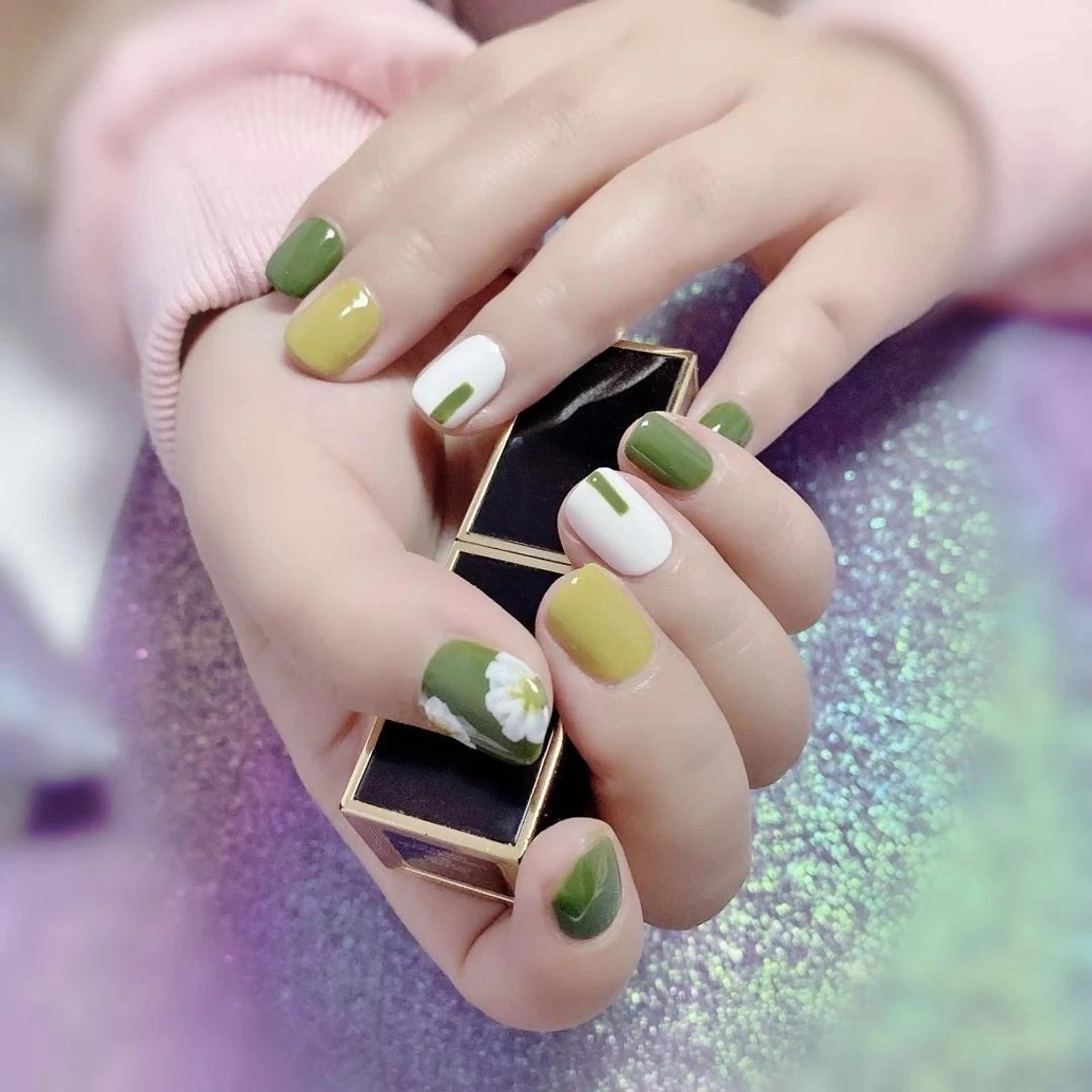 ネイル 🦋ネイルサロン ブラン🌈ゆりのネイルデザイン