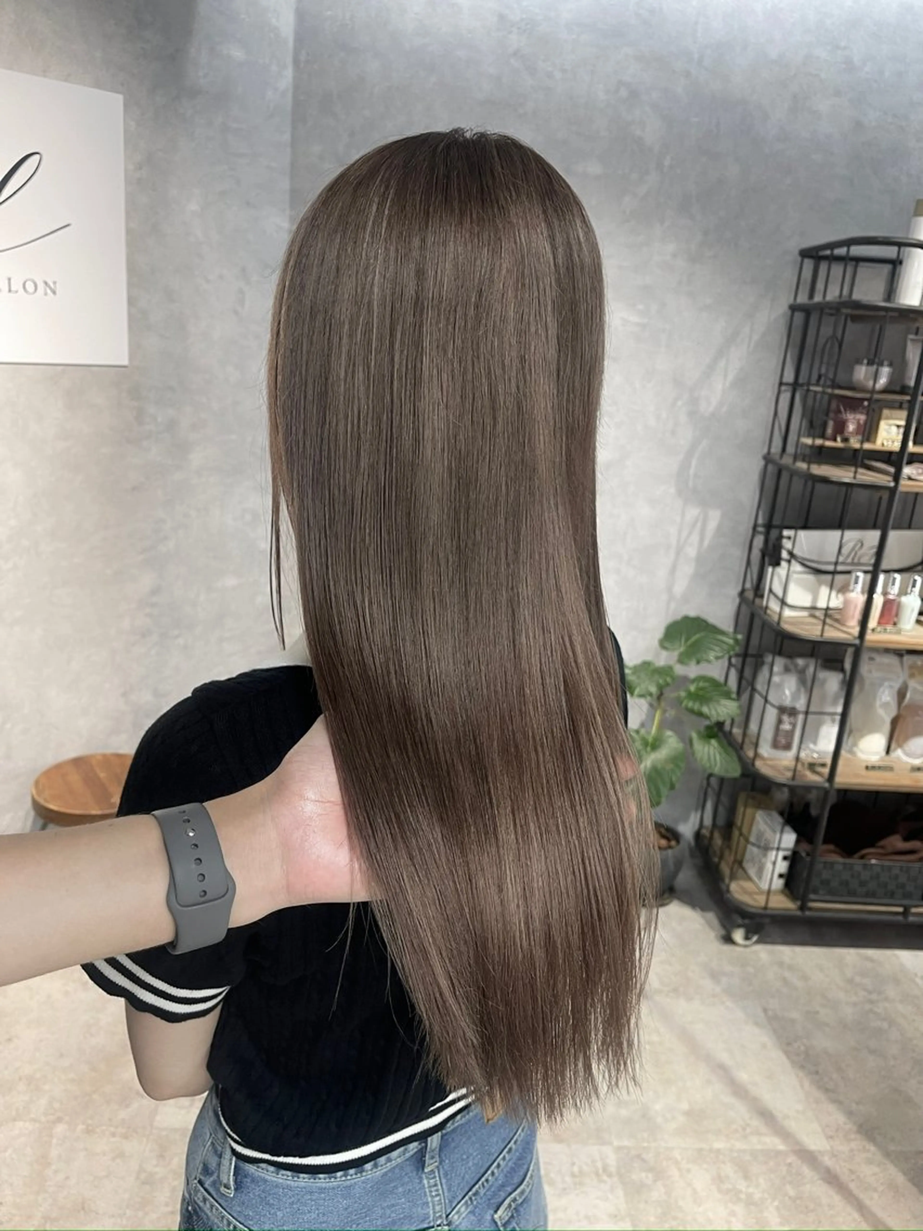 ロング カラー ブリーチ 髪質改善 トリートメント カット ヘアカラー 福西 洋斗のヘアスタイル