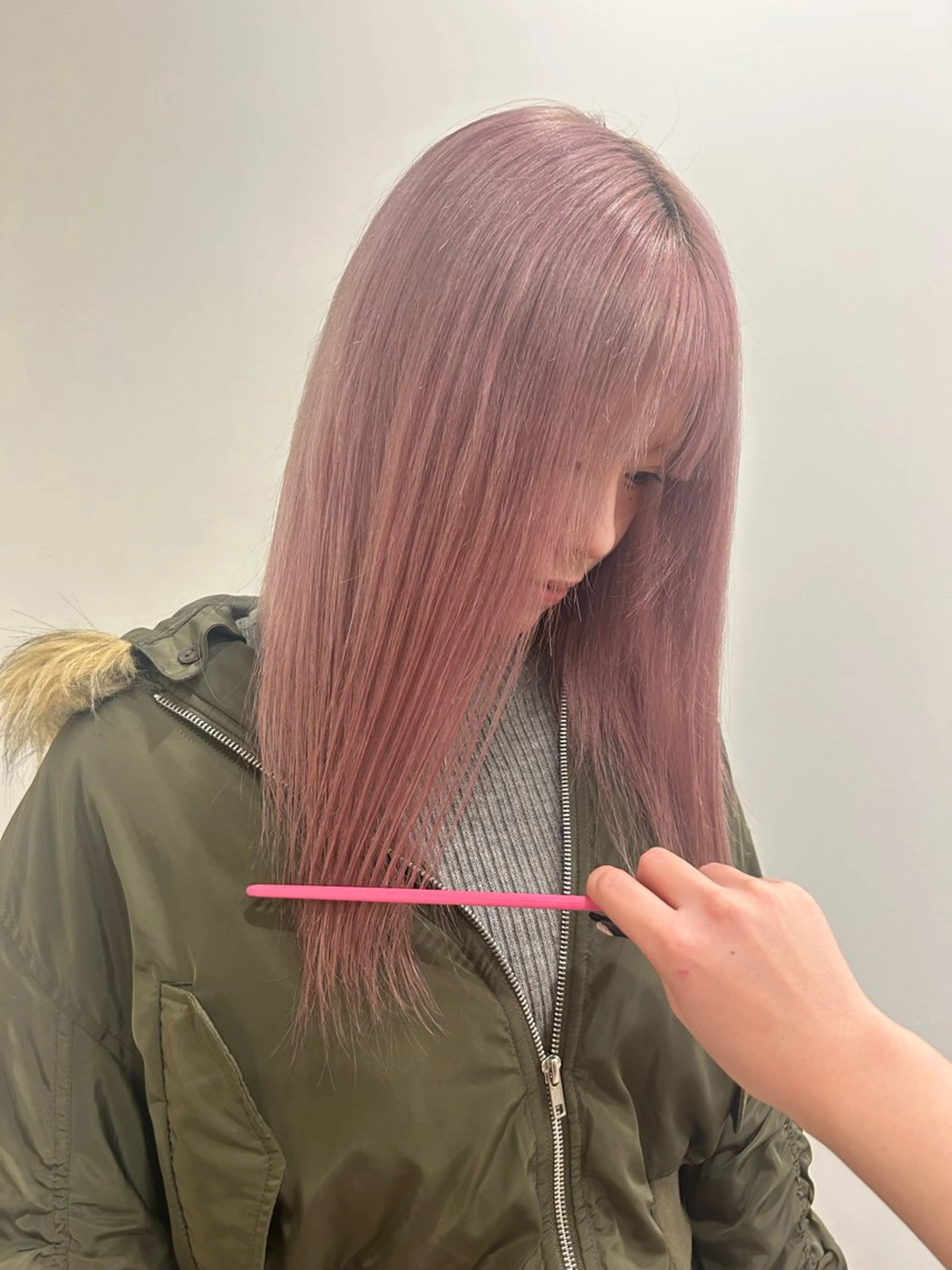 セミロング ヘアカラー hair&eye🎀 /momoKaのヘアスタイル