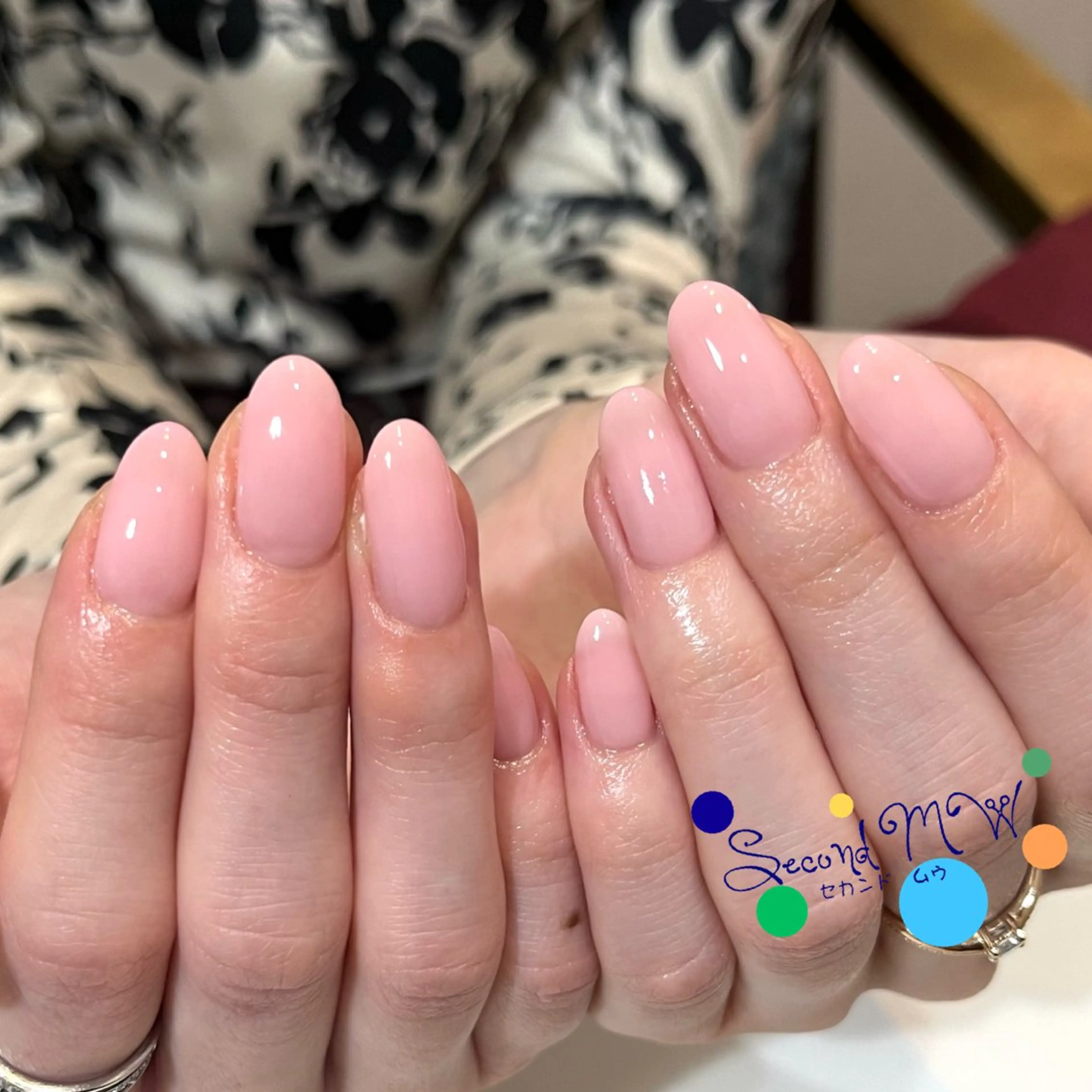 ネイル ワンカラーネイル ハンドネイル フットネイル SecondMW _nail 　川連のネイルデザイン