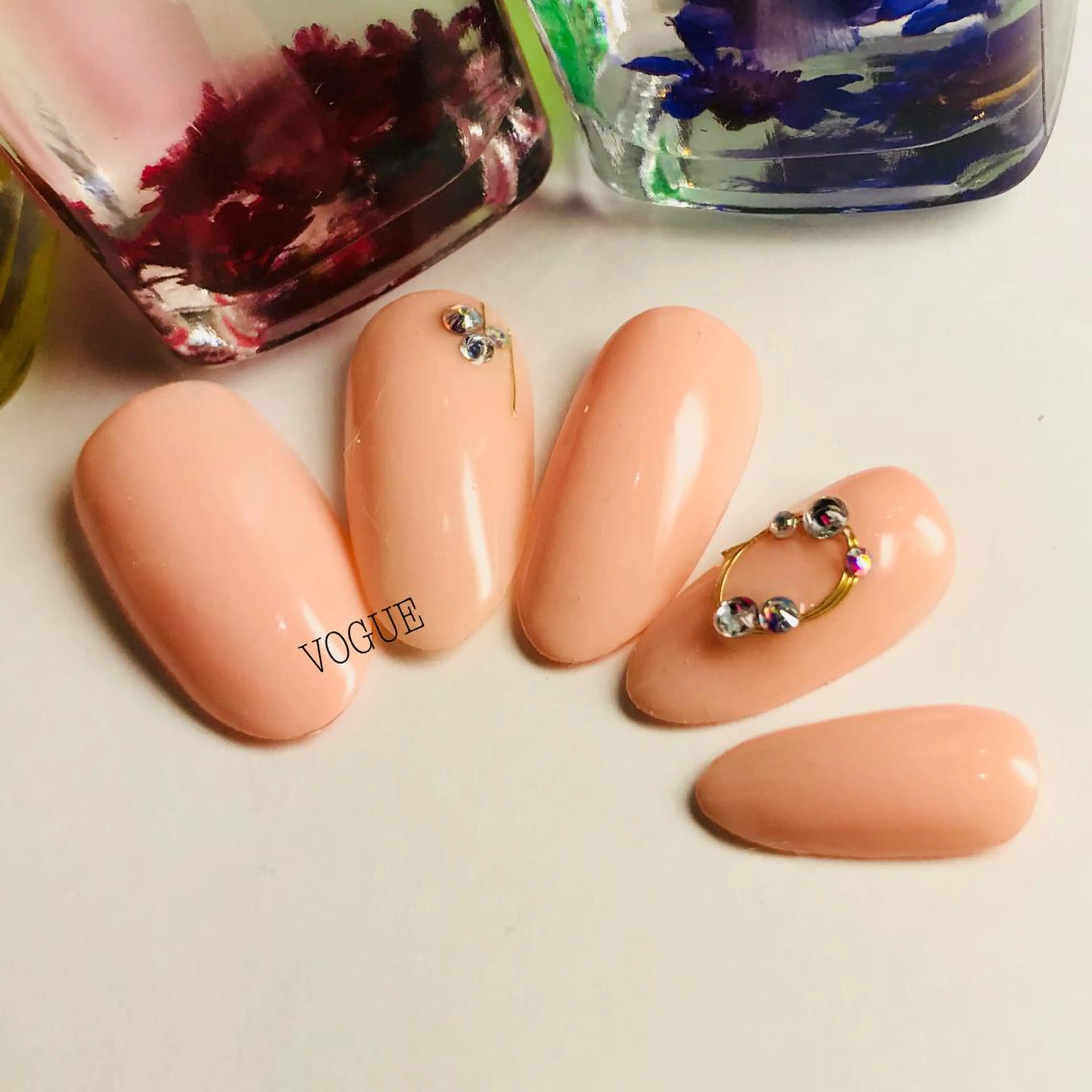 ネイル 春ネイル ハンドネイル VOGUE ×SWANのネイルデザイン