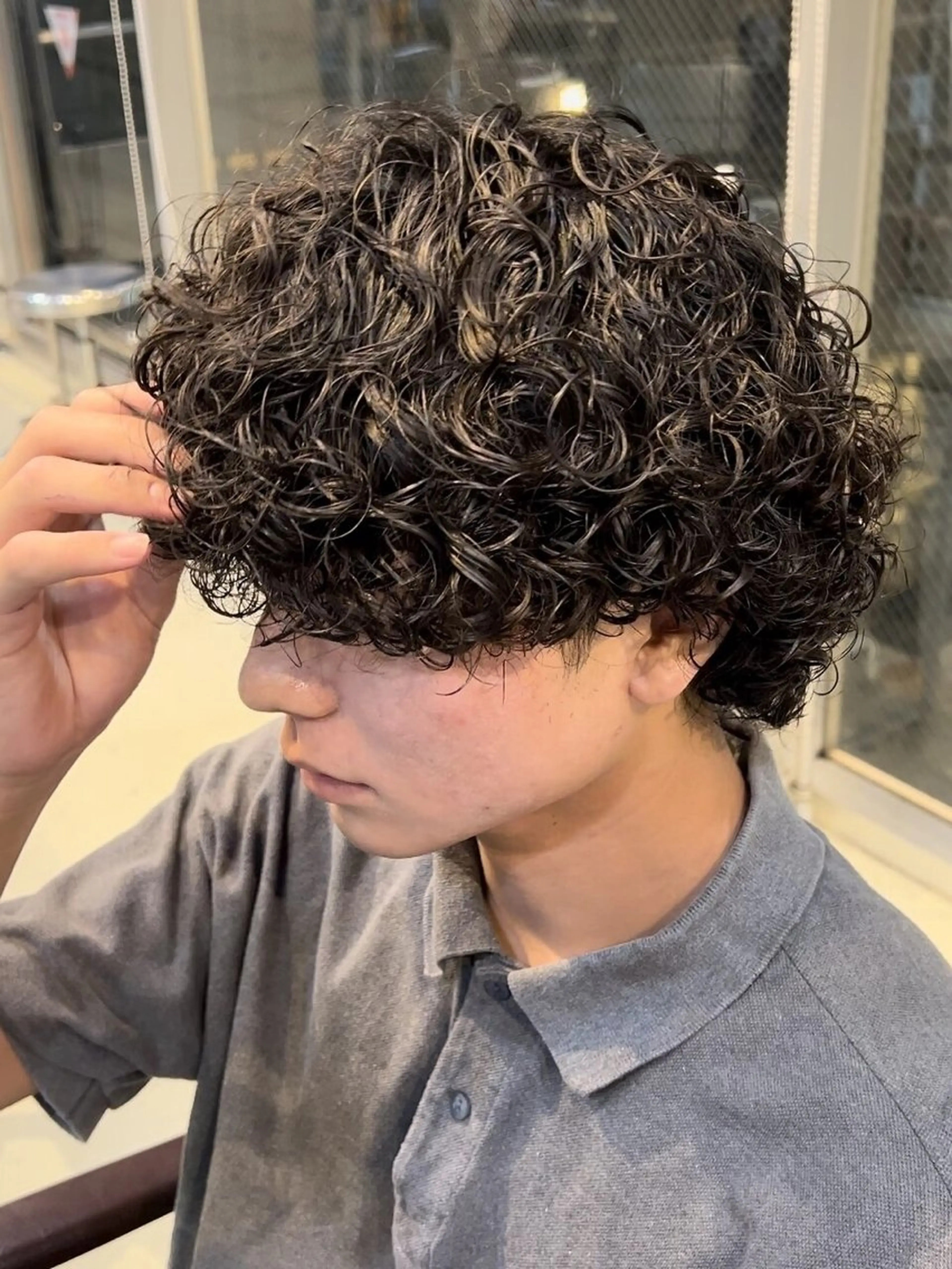 パーマ メンズ フェザーパーマ カルマパーマ メンズパーマ プードルパーマ ツイストスパイラルパーマ カット パーマ fifth天神大名Ⅱ所属・fifth天神 パーマ特化/石橋航海のヘアスタイル