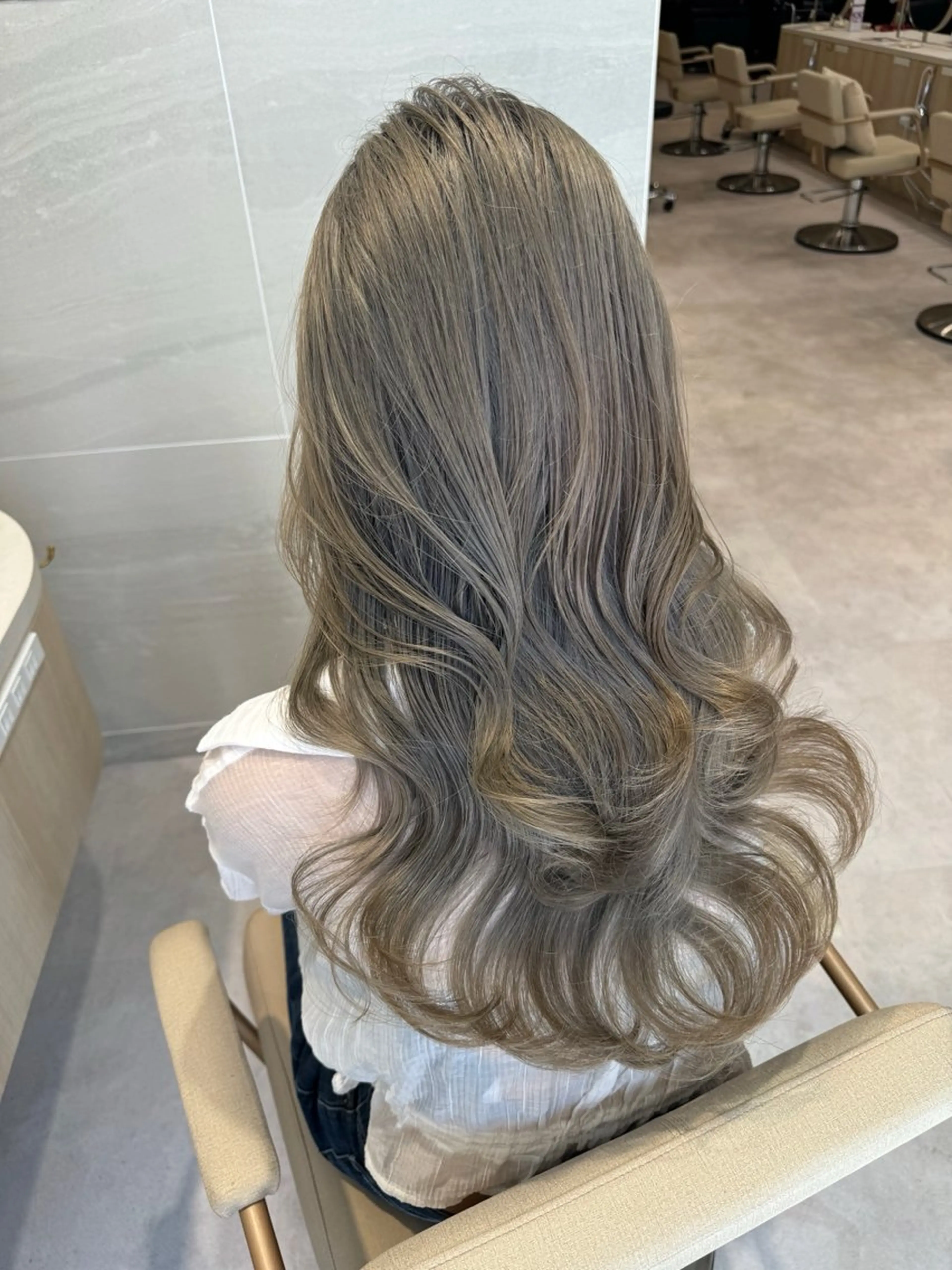 ロング 似合わせカット 小顔カット 縮毛矯正 1日1名様限定 予約可能のヘアスタイル