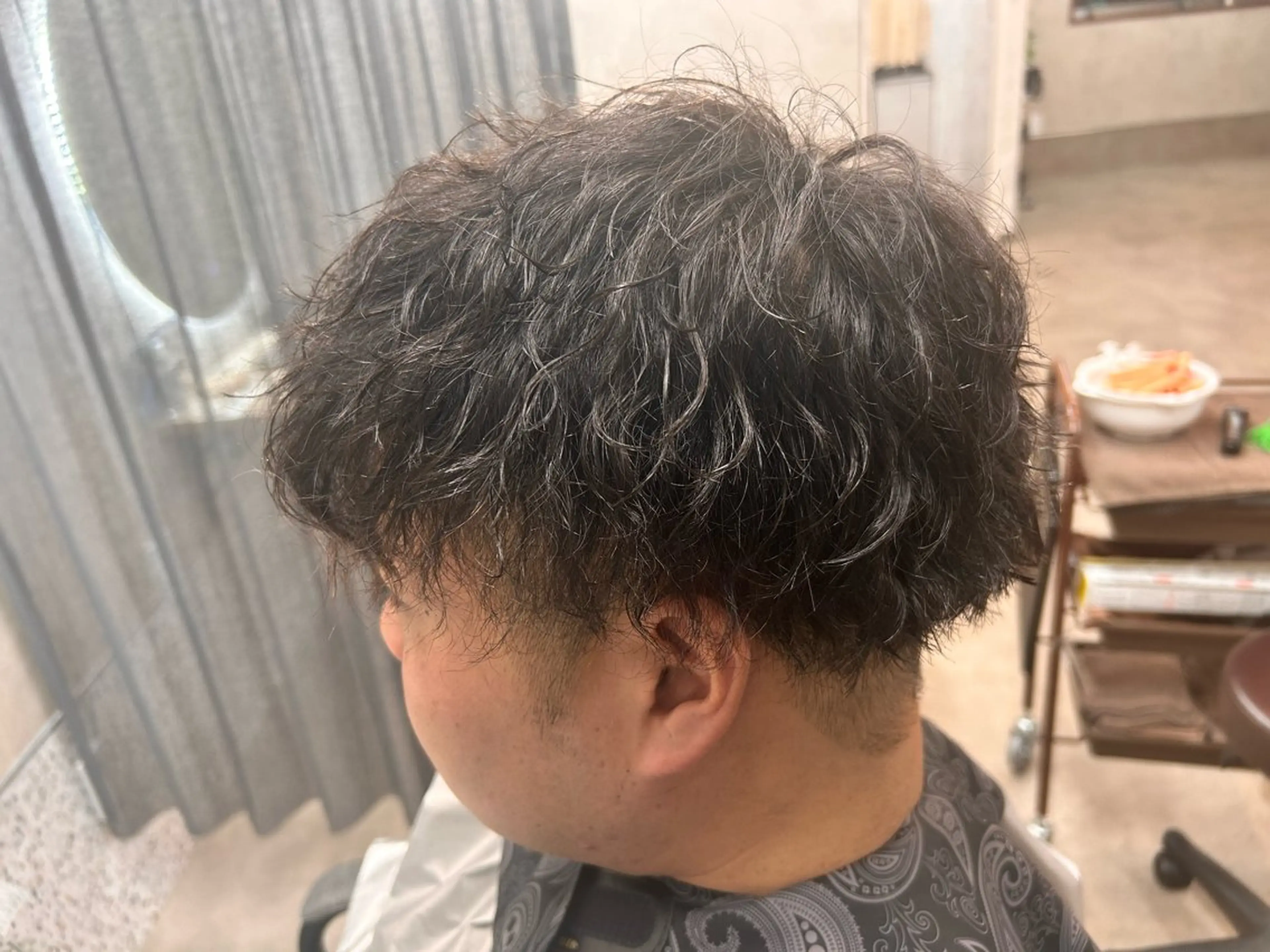 パーマ メンズ カット パーマ 【パーマ】【デザイン カラー】拳🌊のヘアスタイル