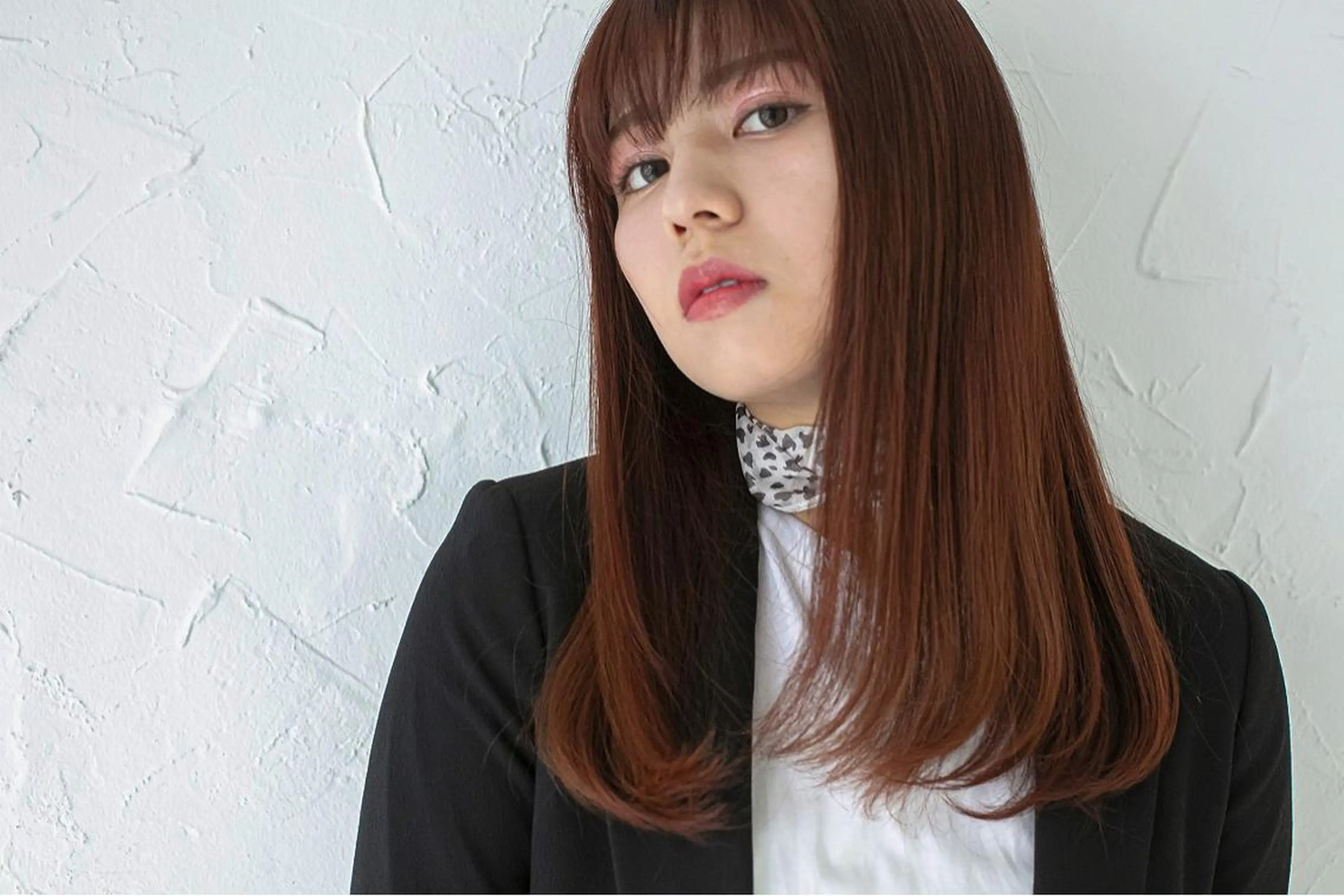 ロング カラー オリーブ/アッシュ やわらか透明感カラーのヘアスタイル