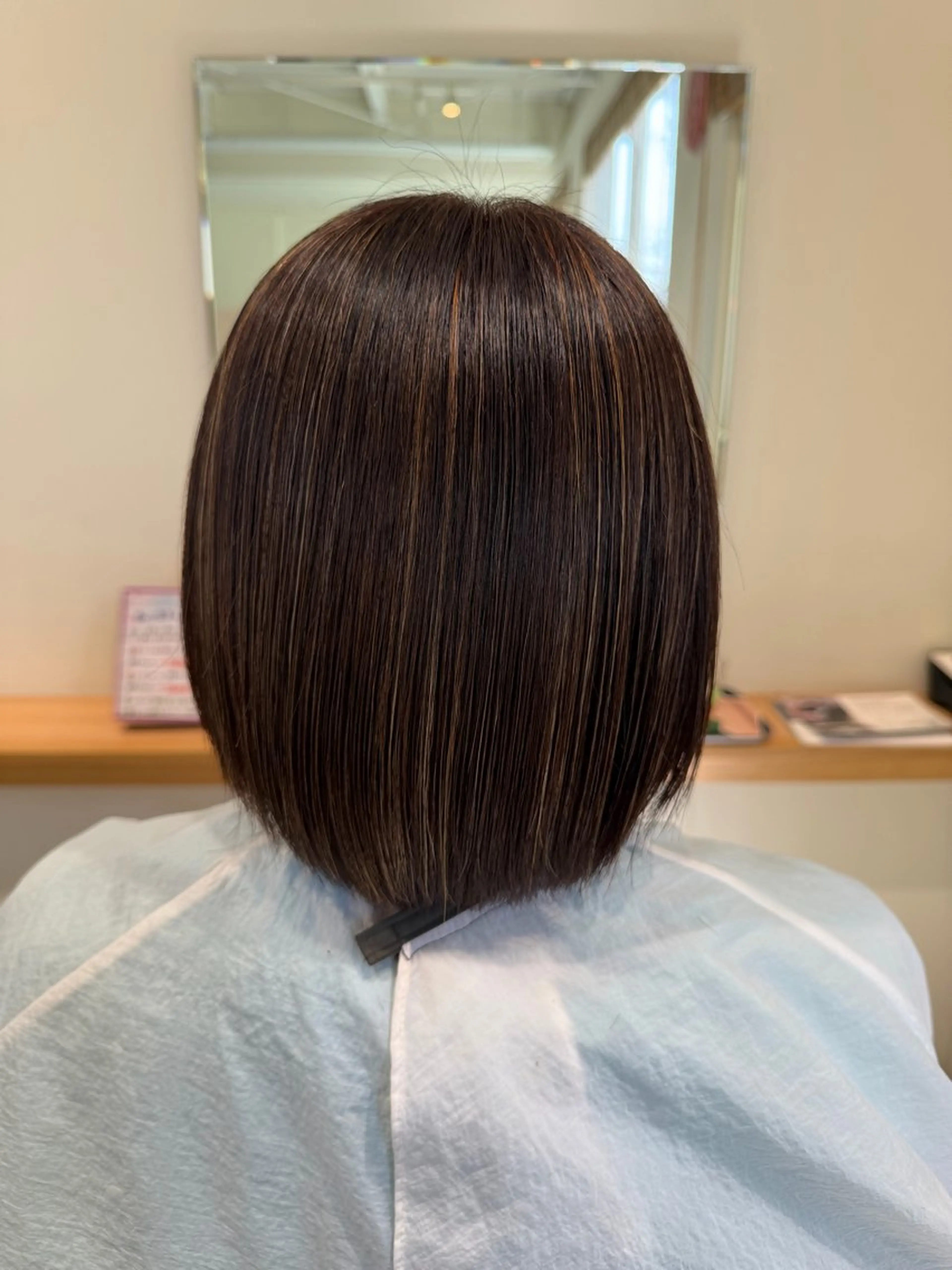 ショート カラー 桑原 理紗のヘアスタイル