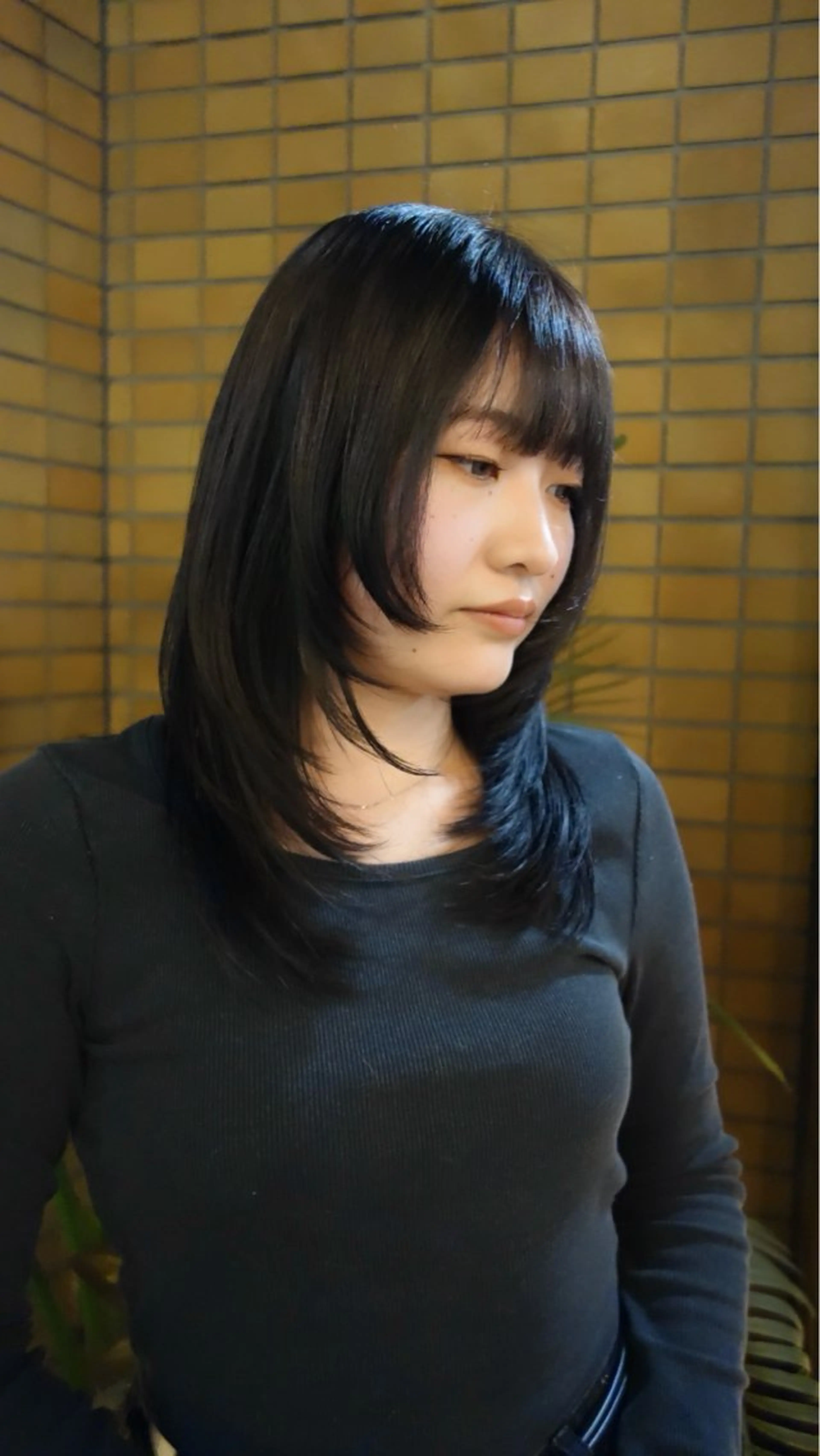 セミロング 顔まわりレイヤー レイヤーカット HEIMER ミカド　サトル△のヘアスタイル