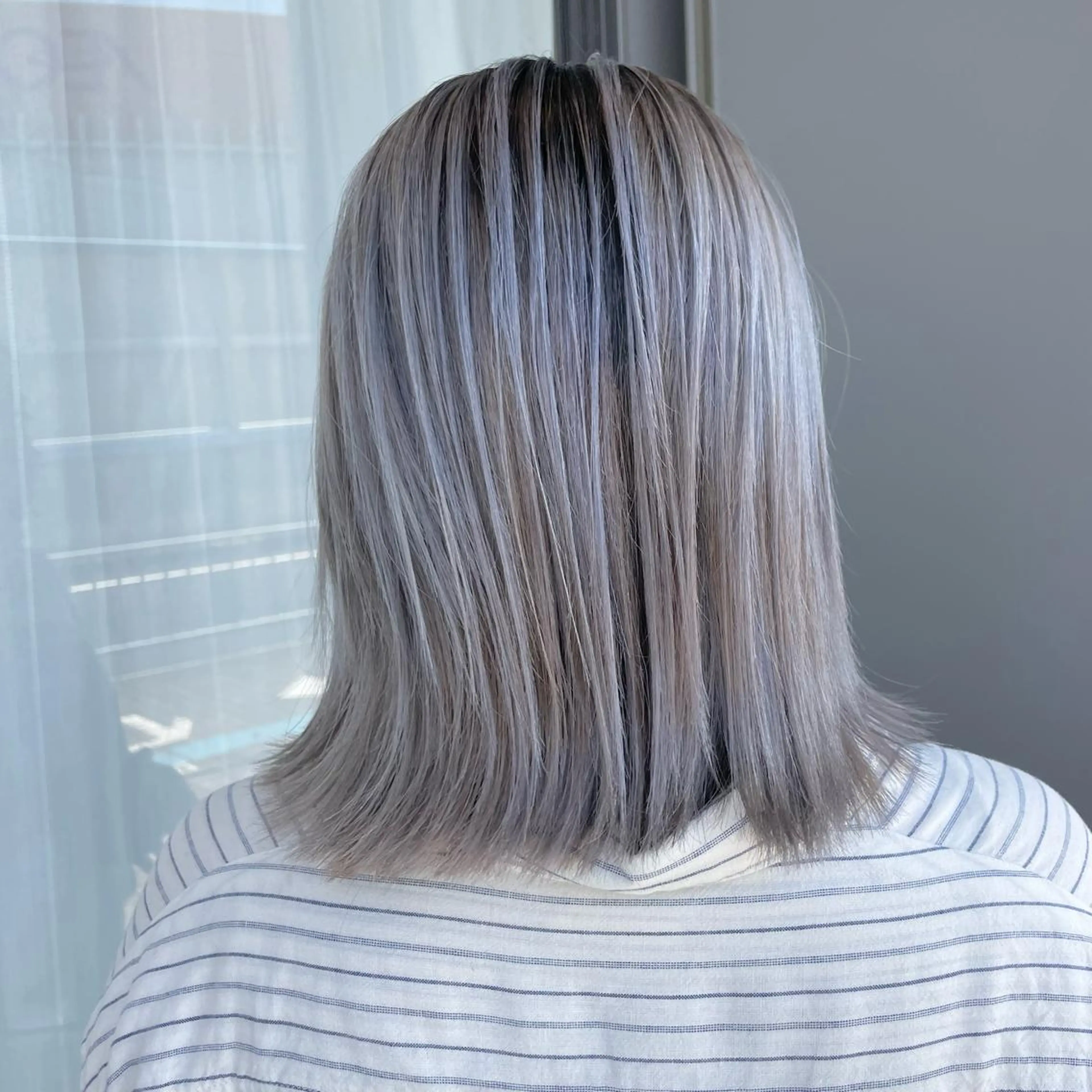 ミディアム ヘアカラー トリートメント ブリーチ毛矯正.髪質 改善.髪にドラマをのヘアスタイル